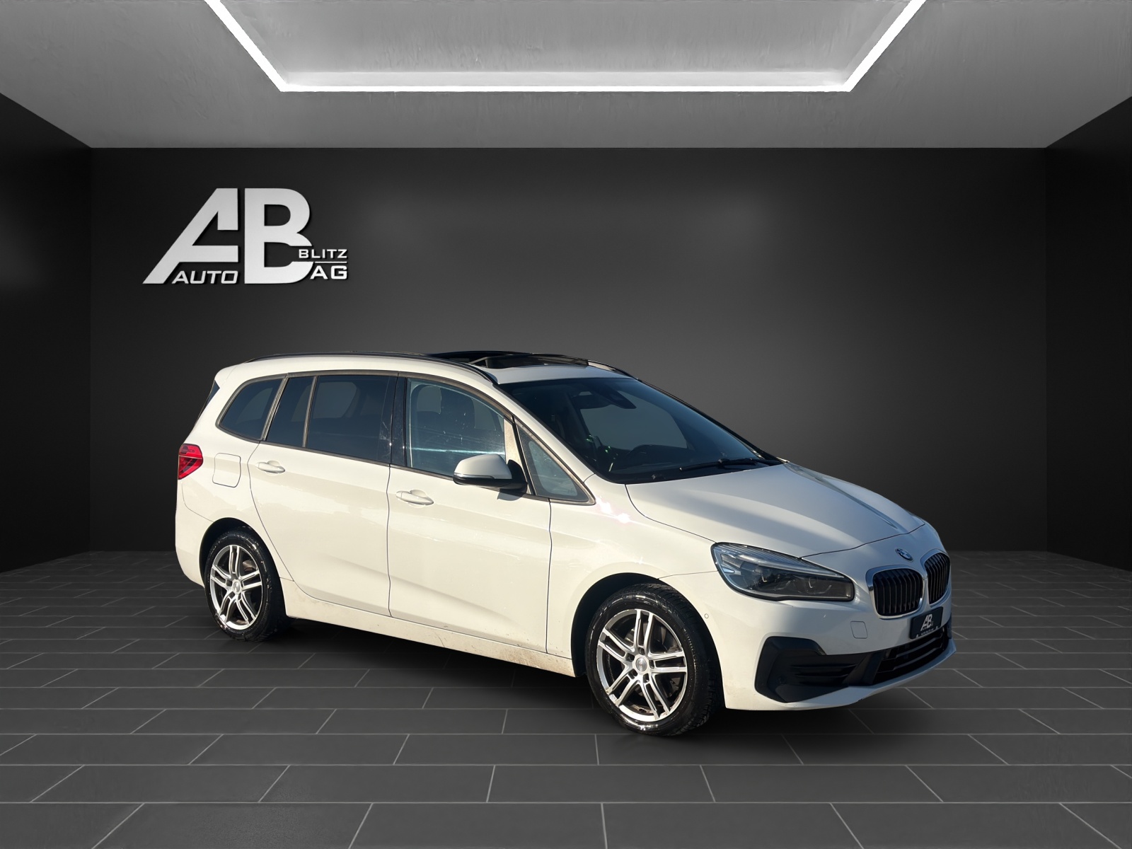BMW 218d xDrive Gran Tourer Steptronic Travel Edition-image-5