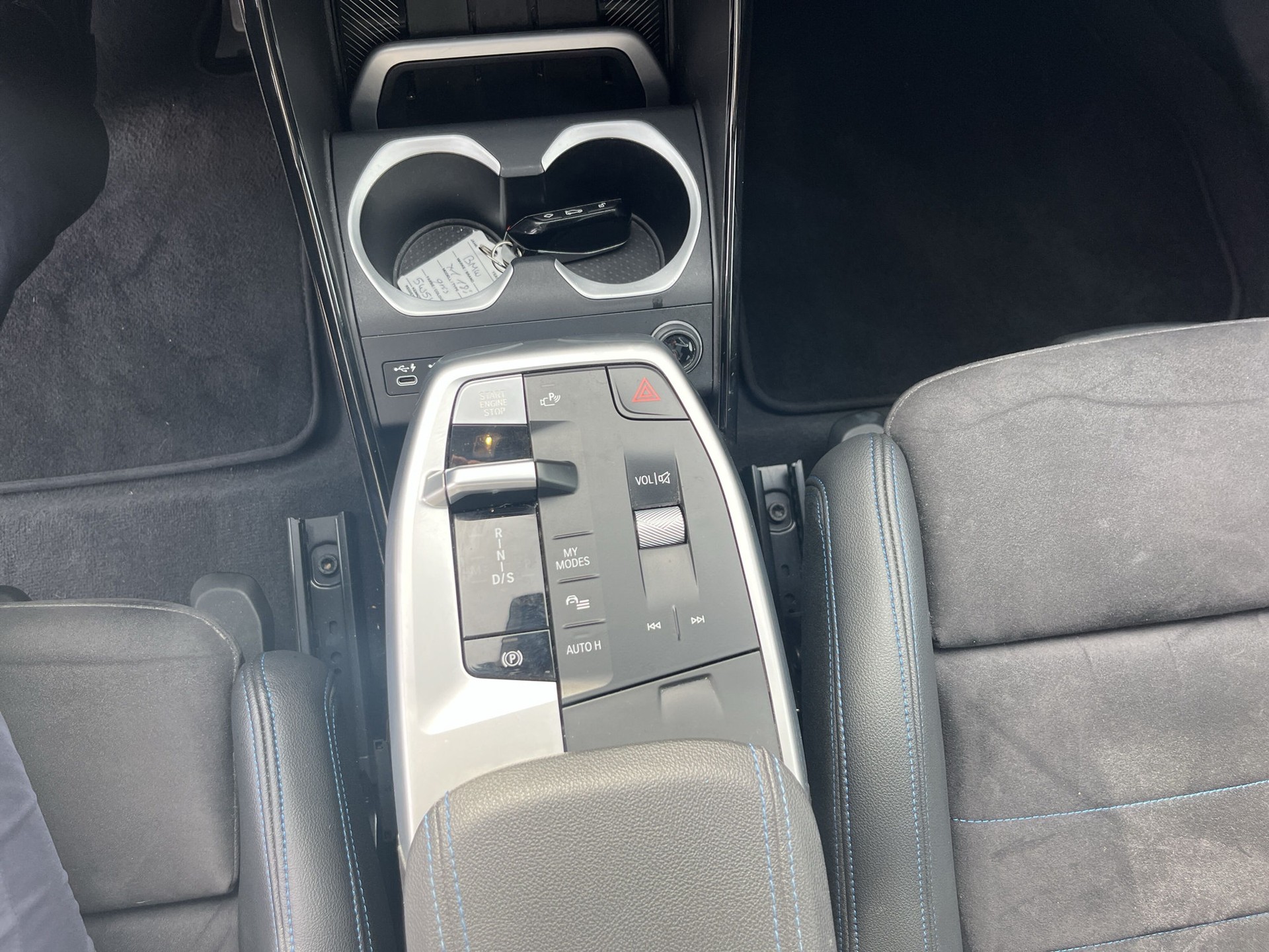 BMW X1 sDrive 18i M Sport-image-12