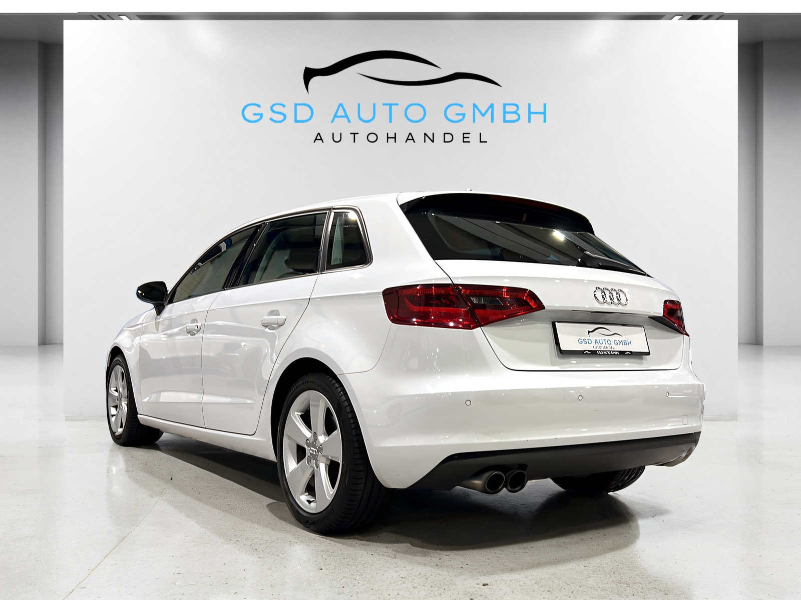 AUDI A3 Sportback 1.4 TFSI Ambiente S-tronic**Navi,Tempomat,CH Auslieferung,Frisch ab MFK**-image-2