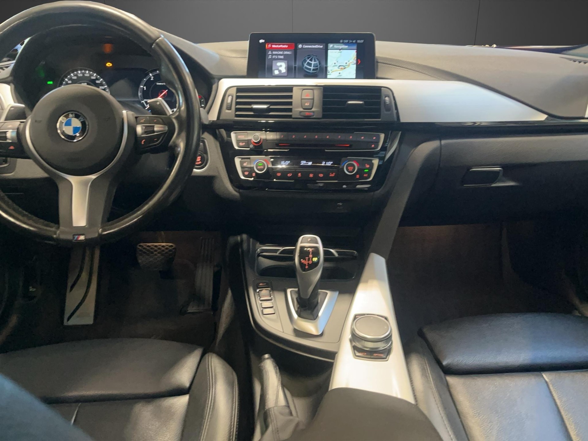 BMW 3er Reihe F31 Touring 335d xDrive-image-19
