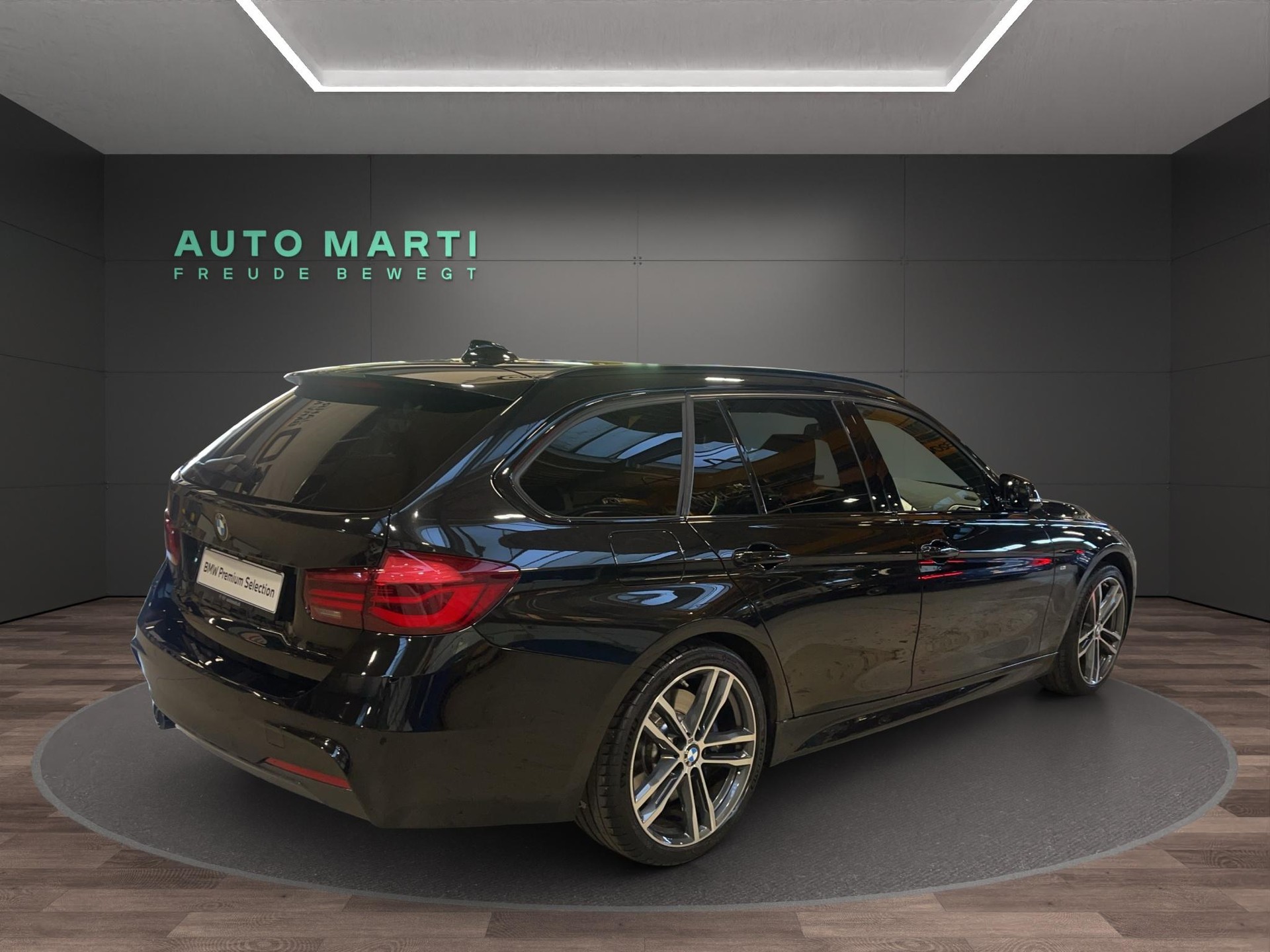 BMW 3er Reihe F31 Touring 335d xDrive-image-3