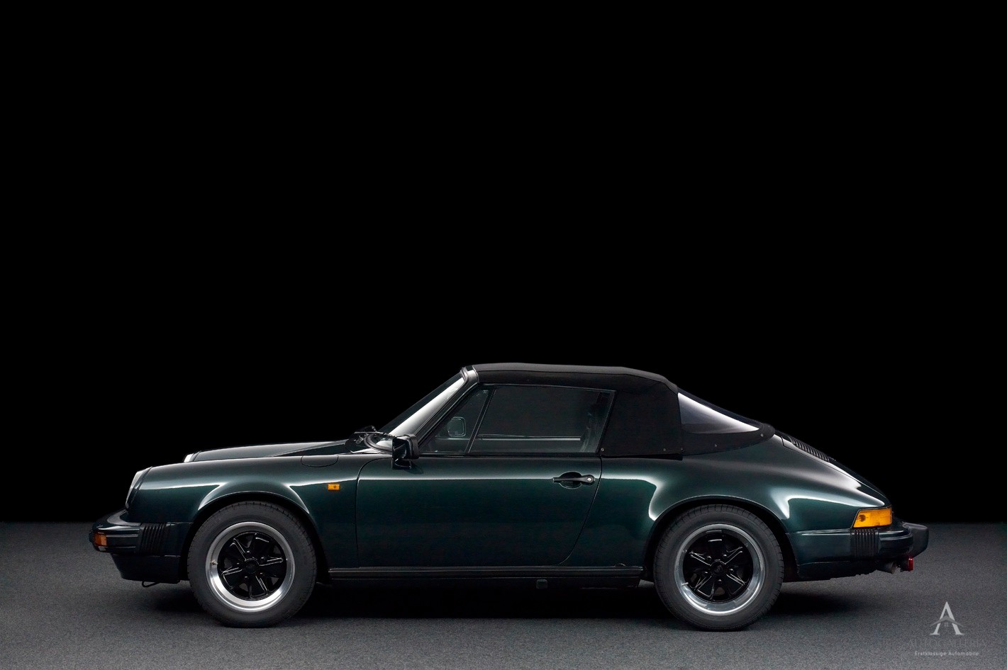 PORSCHE 911 SC Cabrio-image-3