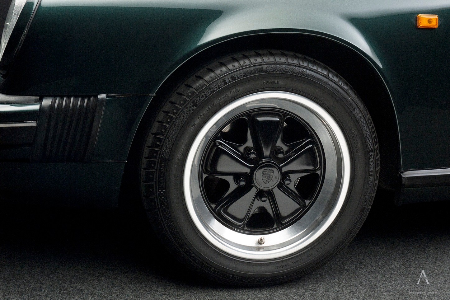 PORSCHE 911 SC Cabrio-image-7