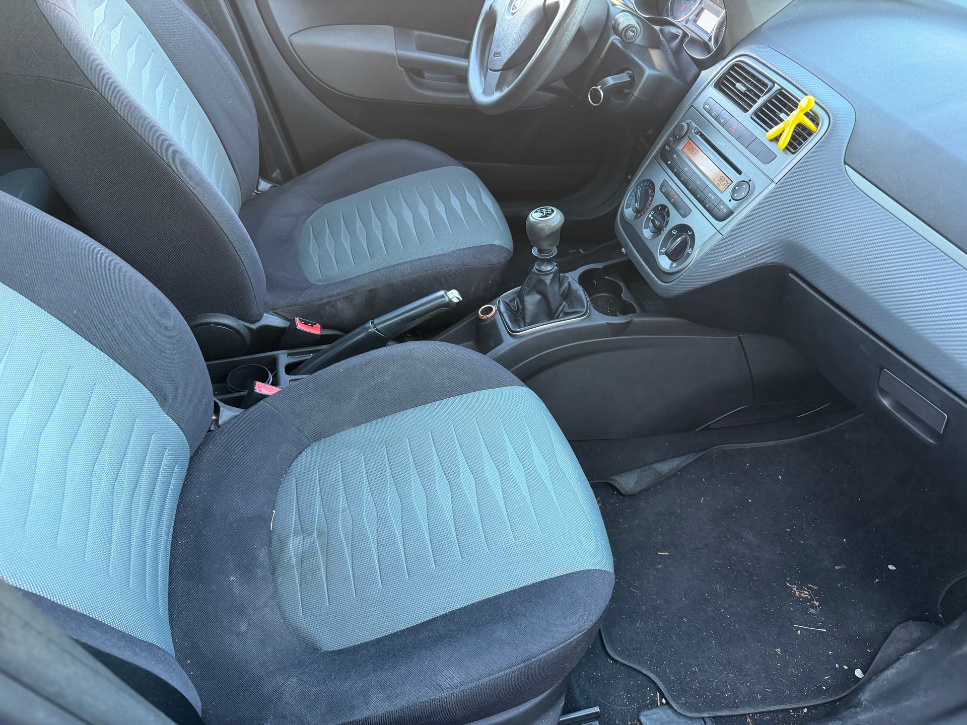FIAT Punto 1.4 Dynamic-image-9