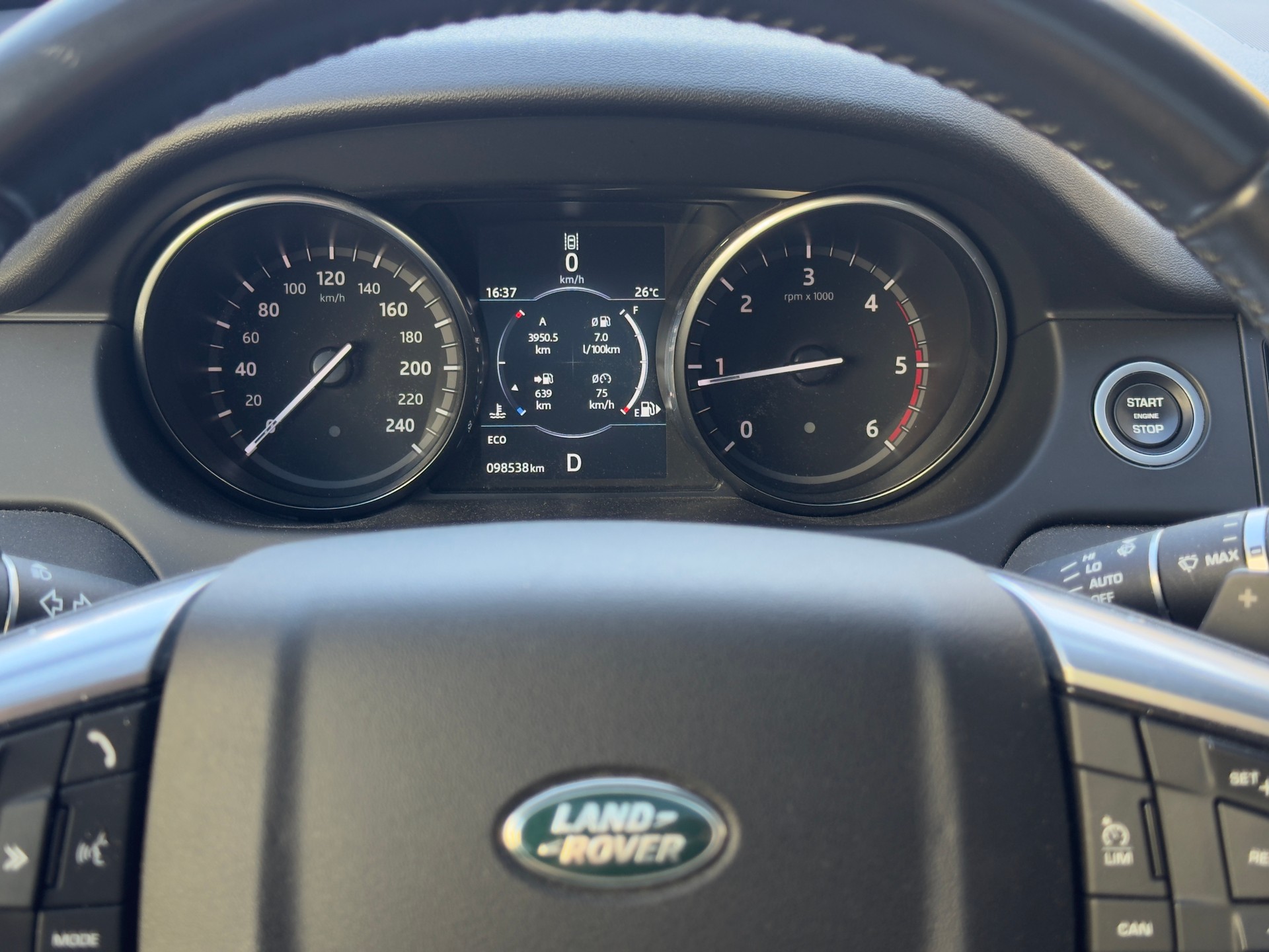LAND ROVER 2.0 TD4 SE-image-3