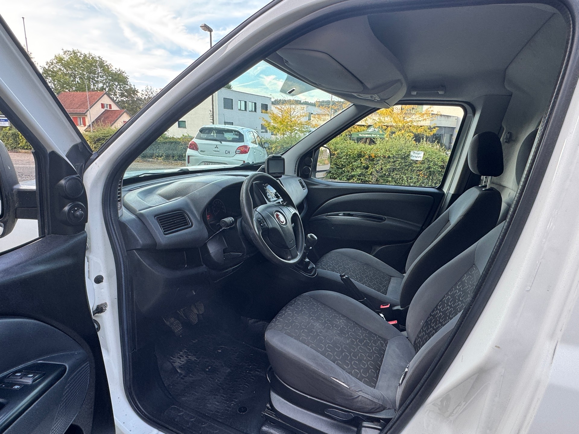 FIAT Doblò 1.4 16V Cargo Van of the Year-image-9