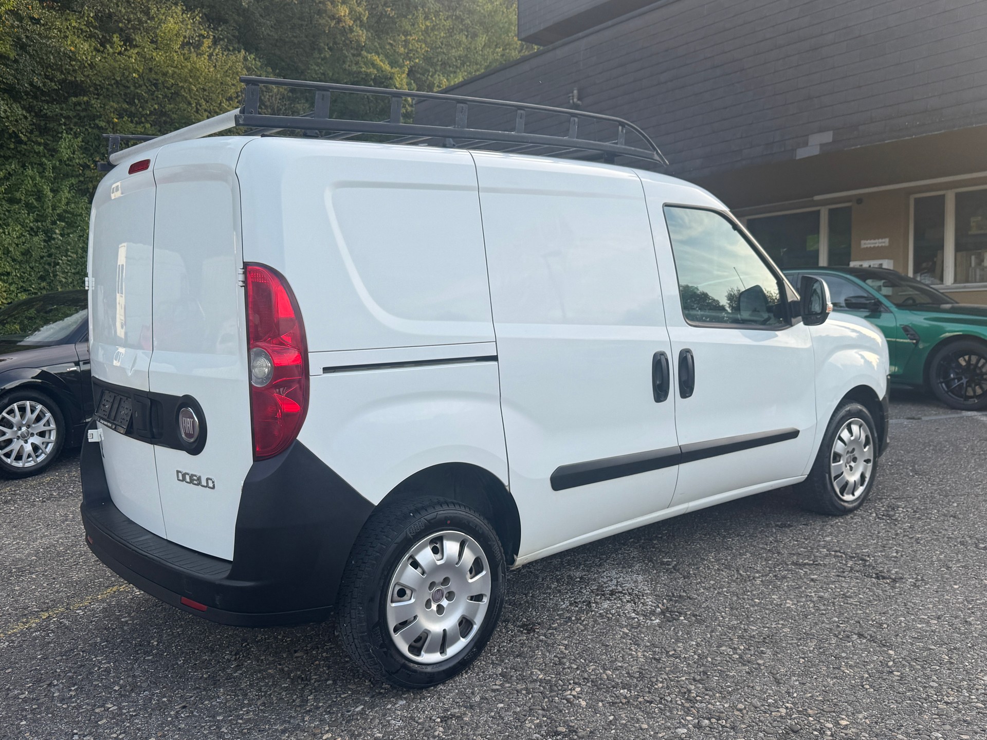 FIAT Doblò 1.4 16V Cargo Van of the Year-image-4