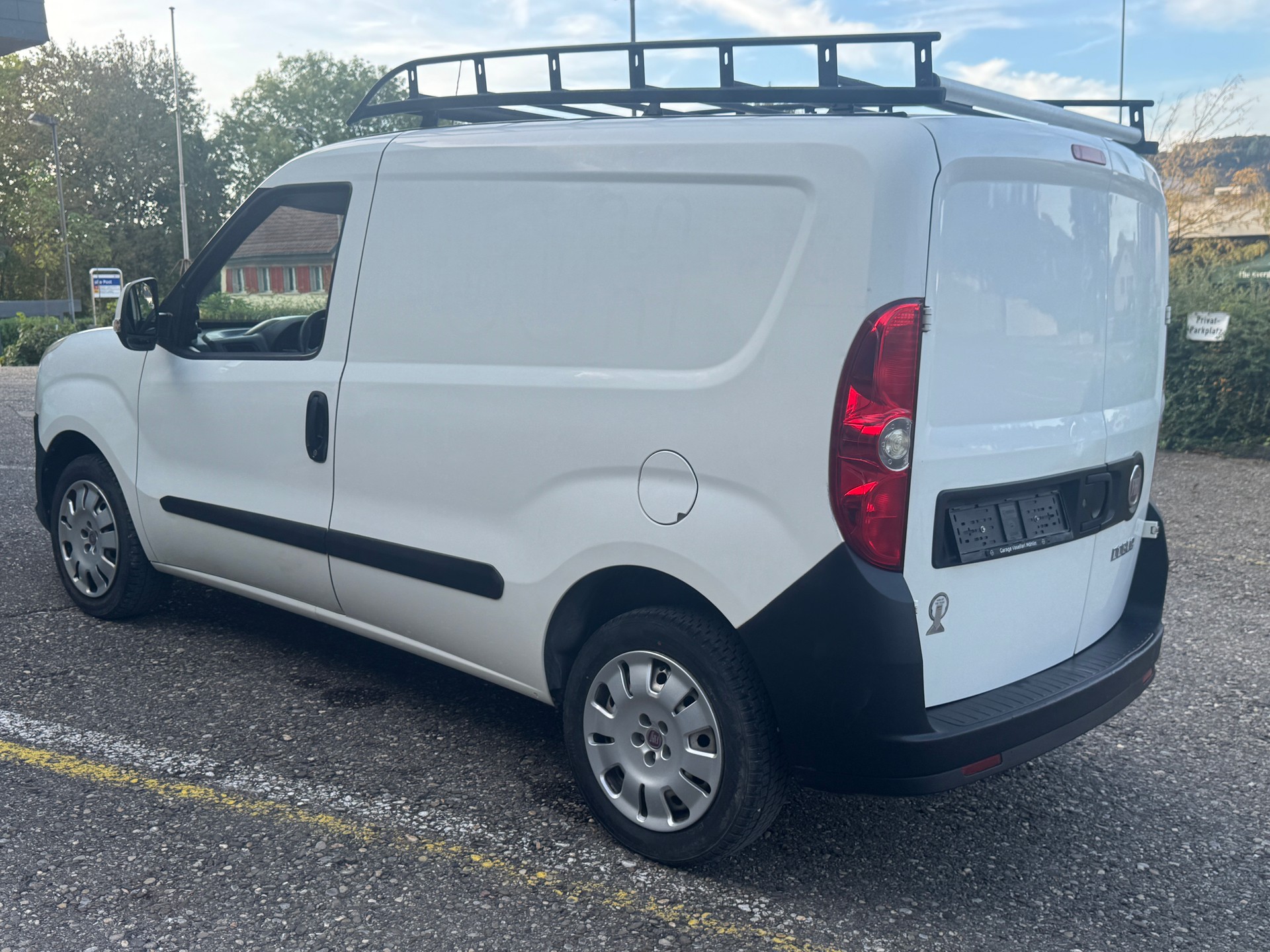 FIAT Doblò 1.4 16V Cargo Van of the Year-image-7
