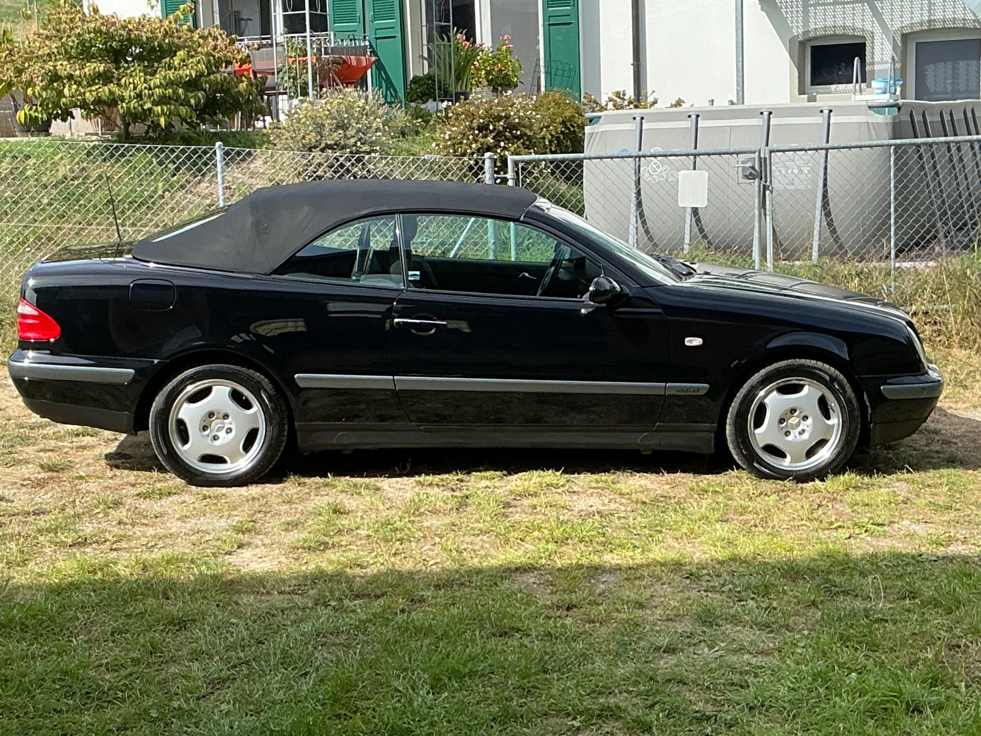 MERCEDES-BENZ CLK 200-image-15