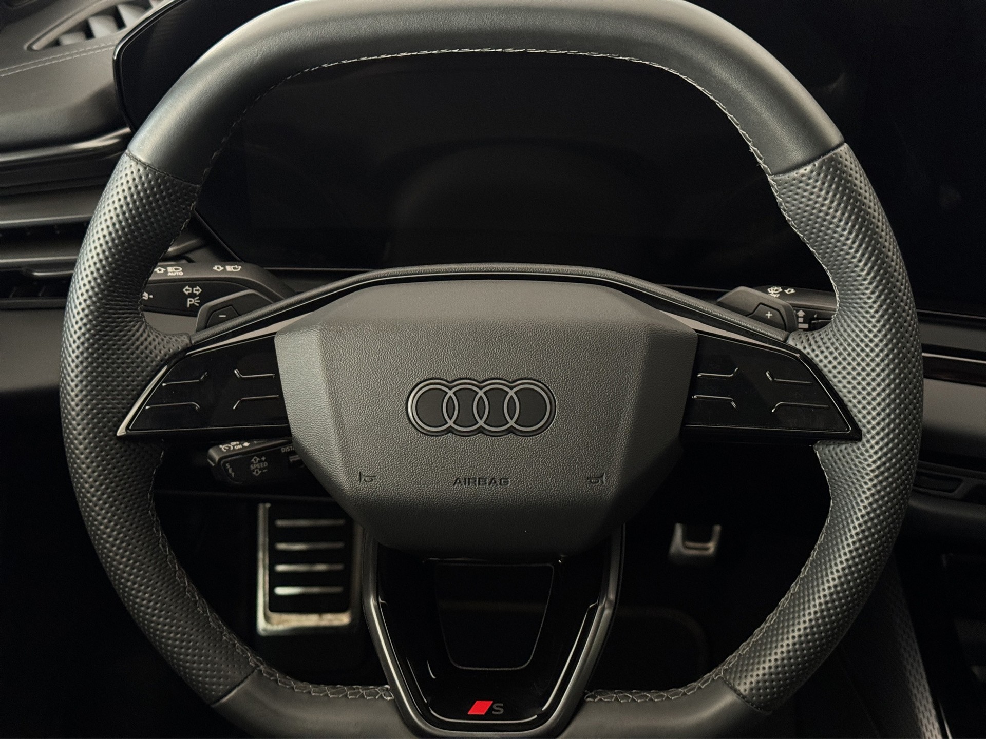 AUDI A5 Limousine TDI S Line S tronic "Pano-Leder-Matrix-Head-Up-Beifahrer Display"-image-16