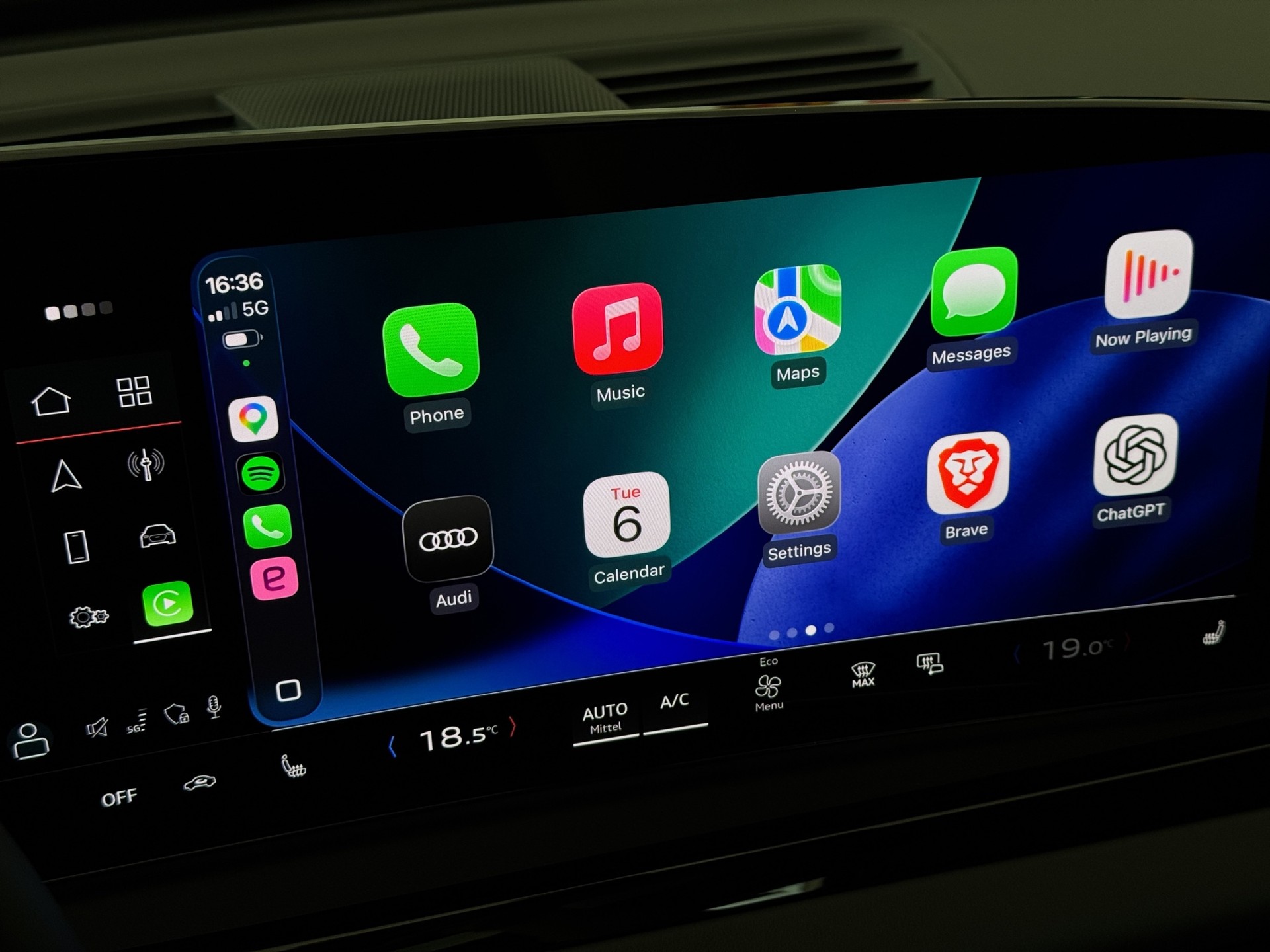 AUDI A5 Limousine TDI S Line S tronic "Pano-Leder-Matrix-Head-Up-Beifahrer Display"-image-22