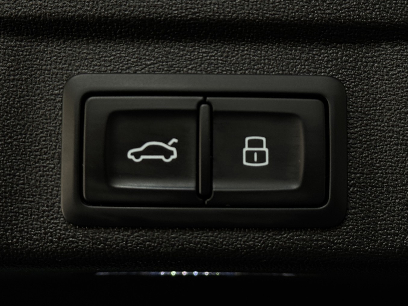 AUDI A5 Limousine TDI S Line S tronic "Pano-Leder-Matrix-Head-Up-Beifahrer Display"-image-31