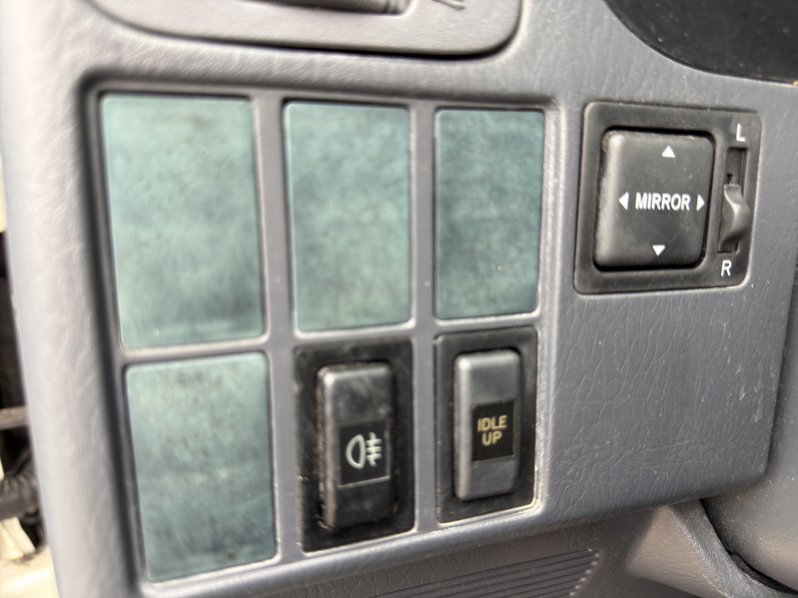TOYOTA Hiace D-4D 4WD Kombi-image-25