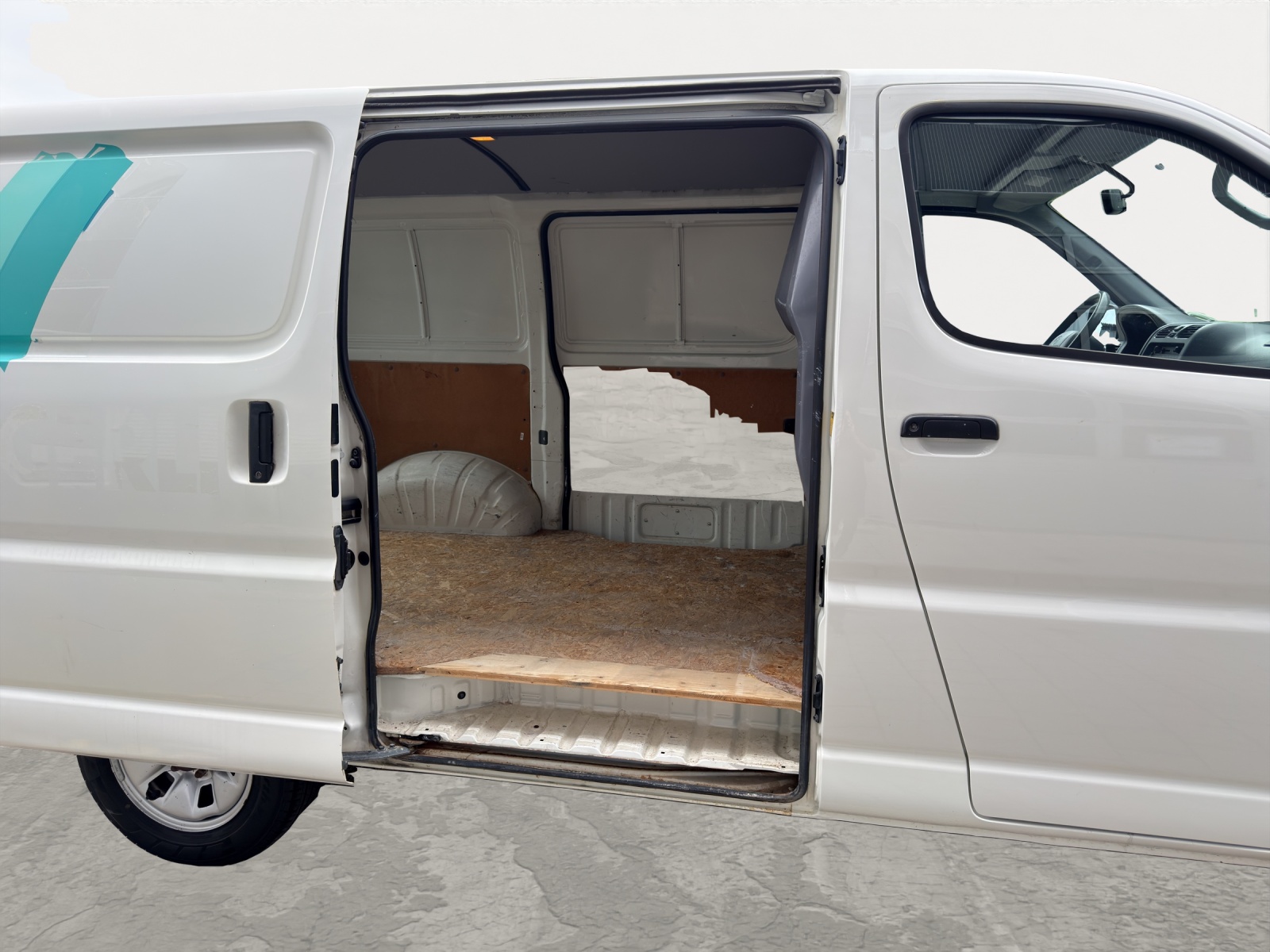 TOYOTA Hiace D-4D 4WD Kombi-image-18