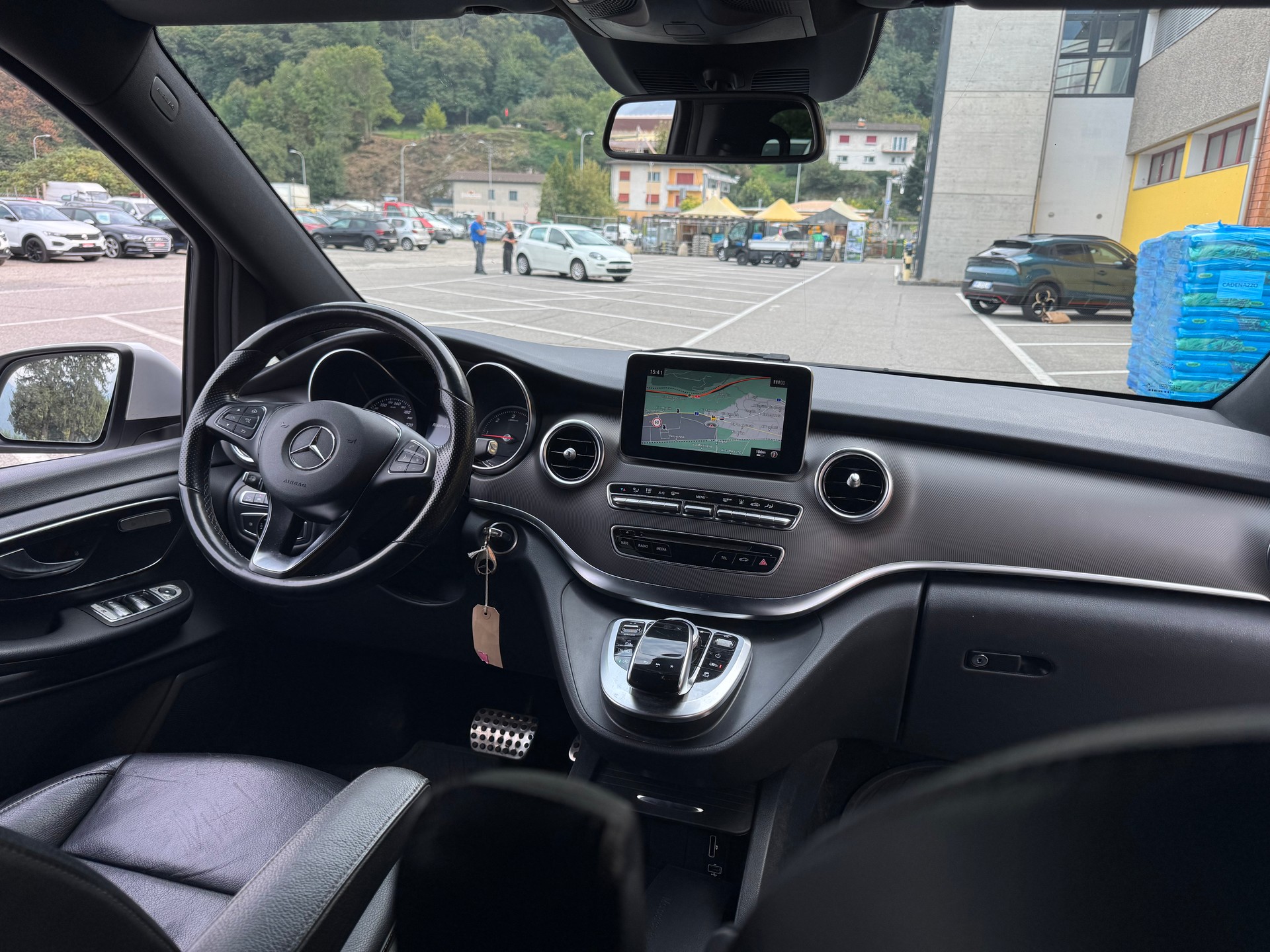 MERCEDES-BENZ V 250 d Exclusive lang 4Matic 7G-Tronic-image-6