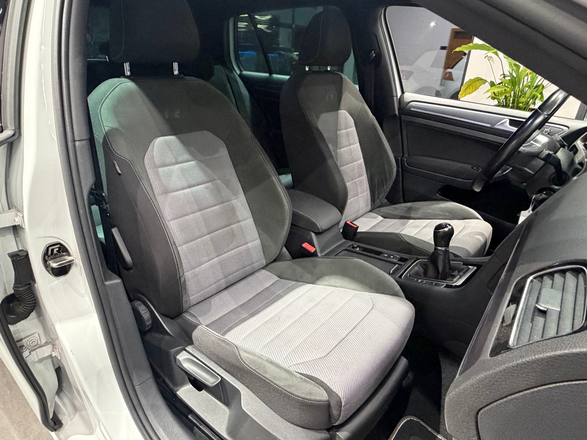 VW Golf 1.4 TSI Comfortline-image-18