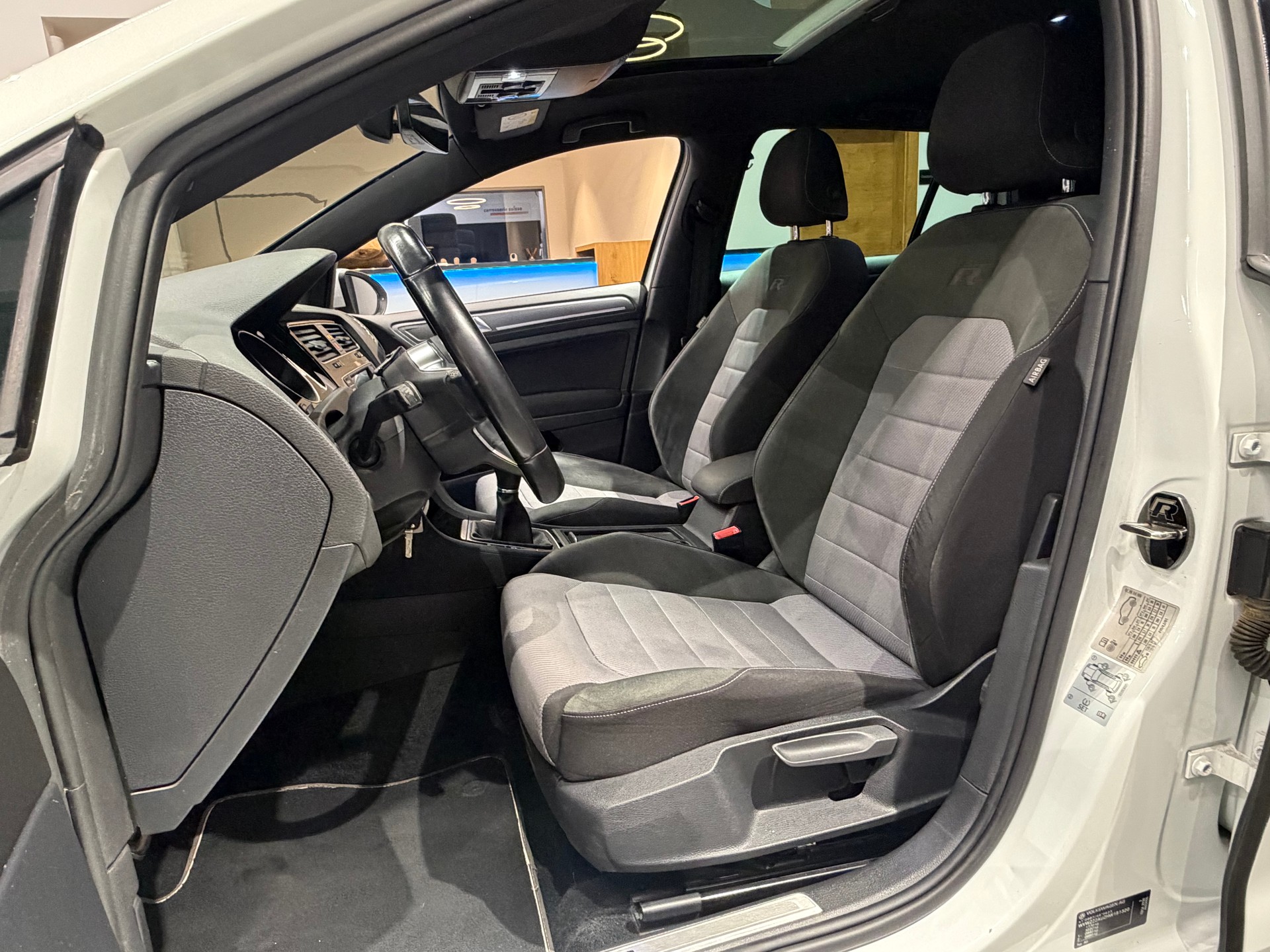 VW Golf 1.4 TSI Comfortline-image-16