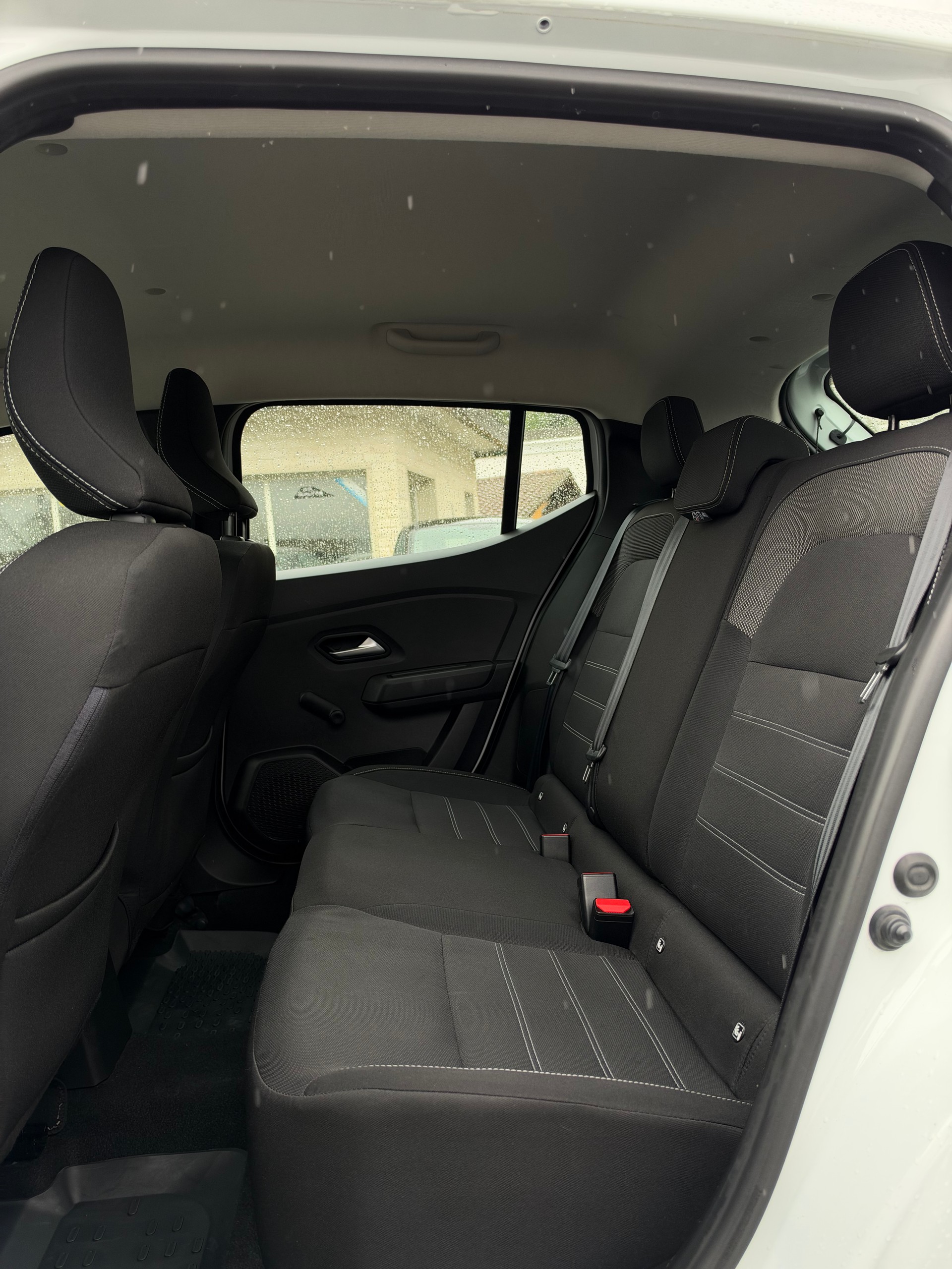 DACIA Sandero TCe 90 Comfort-image-12