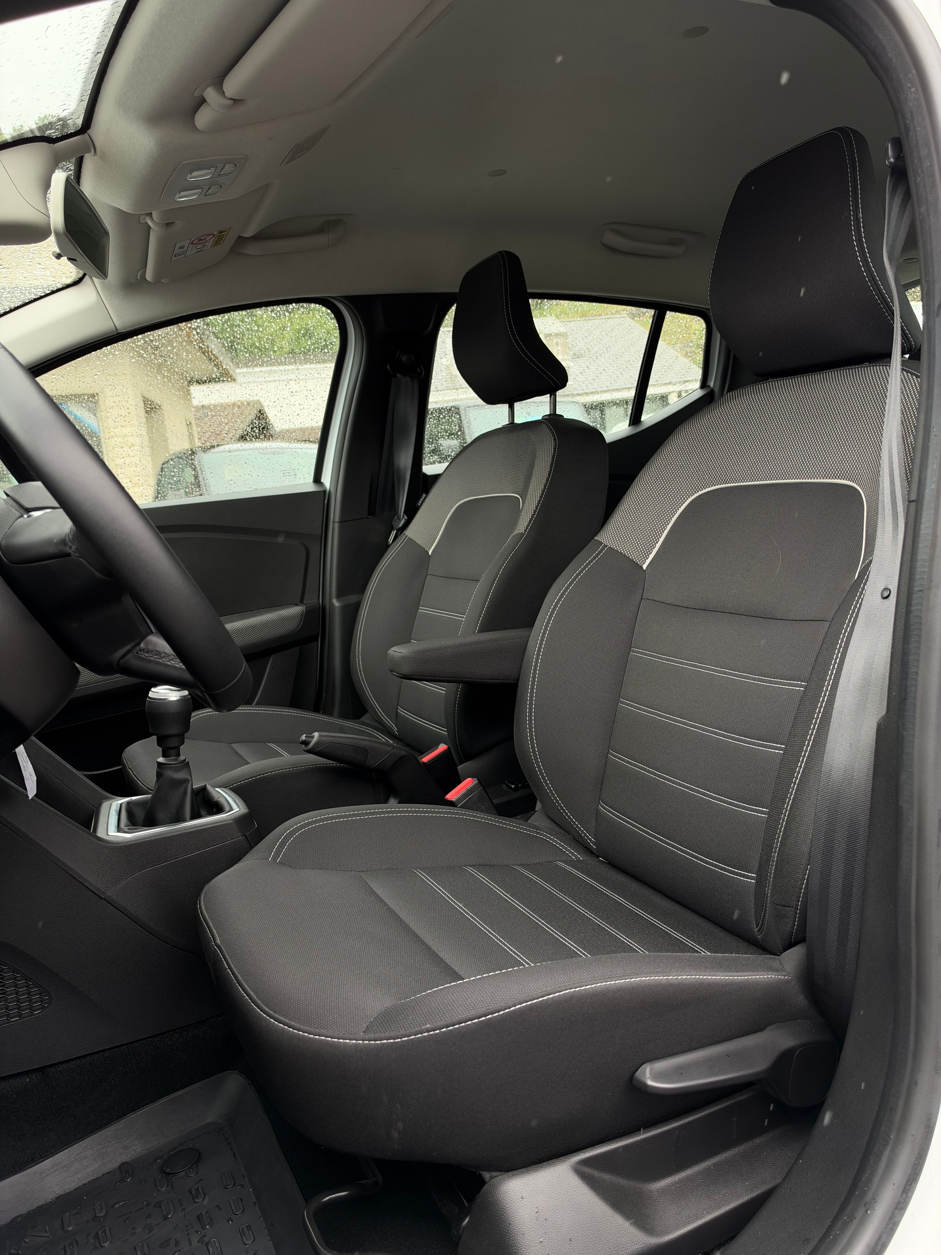 DACIA Sandero TCe 90 Comfort-image-11