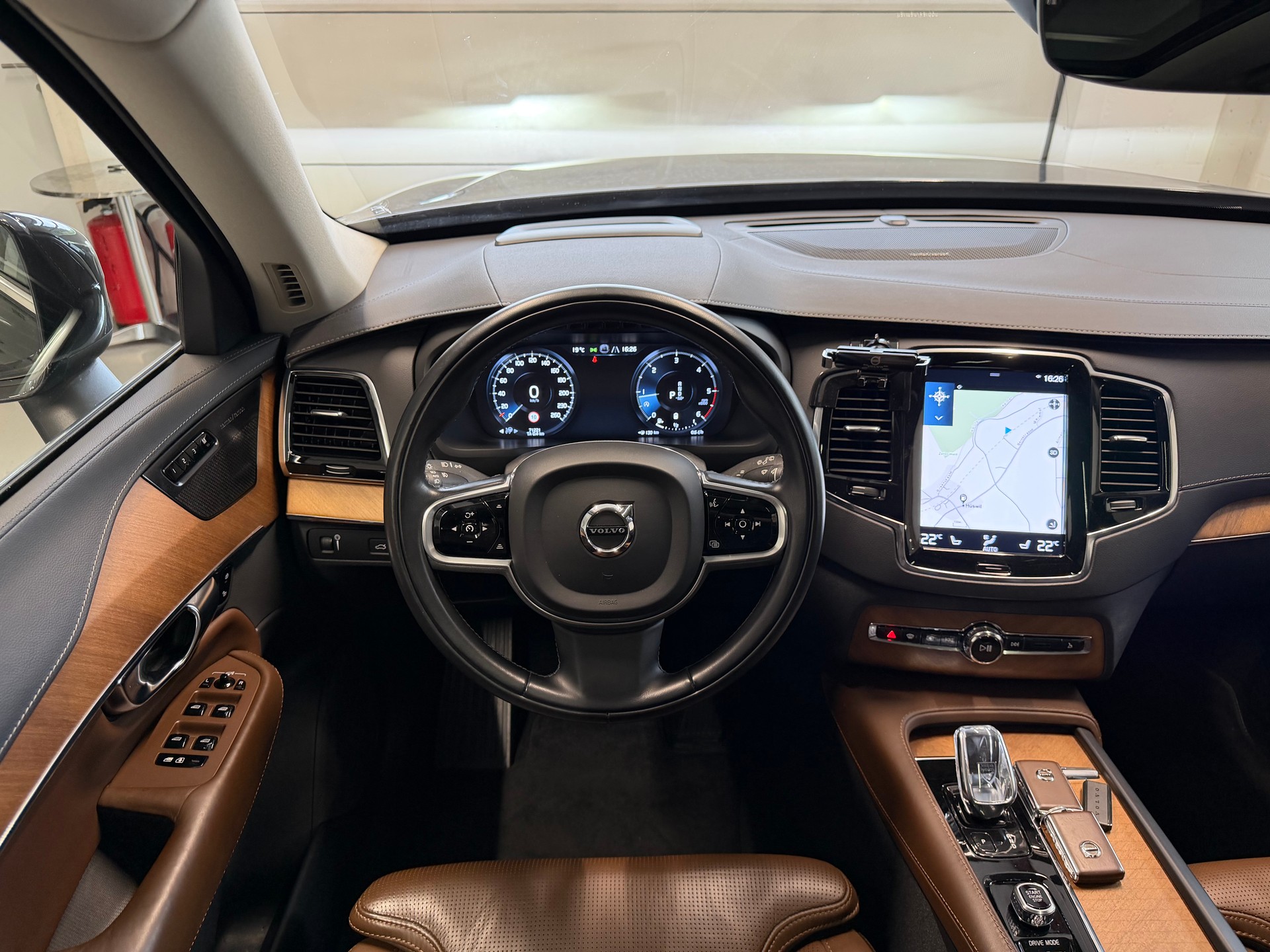VOLVO XC90 B5 Diesel Mild Hybrid AWD Inscription Geartronic-image-9