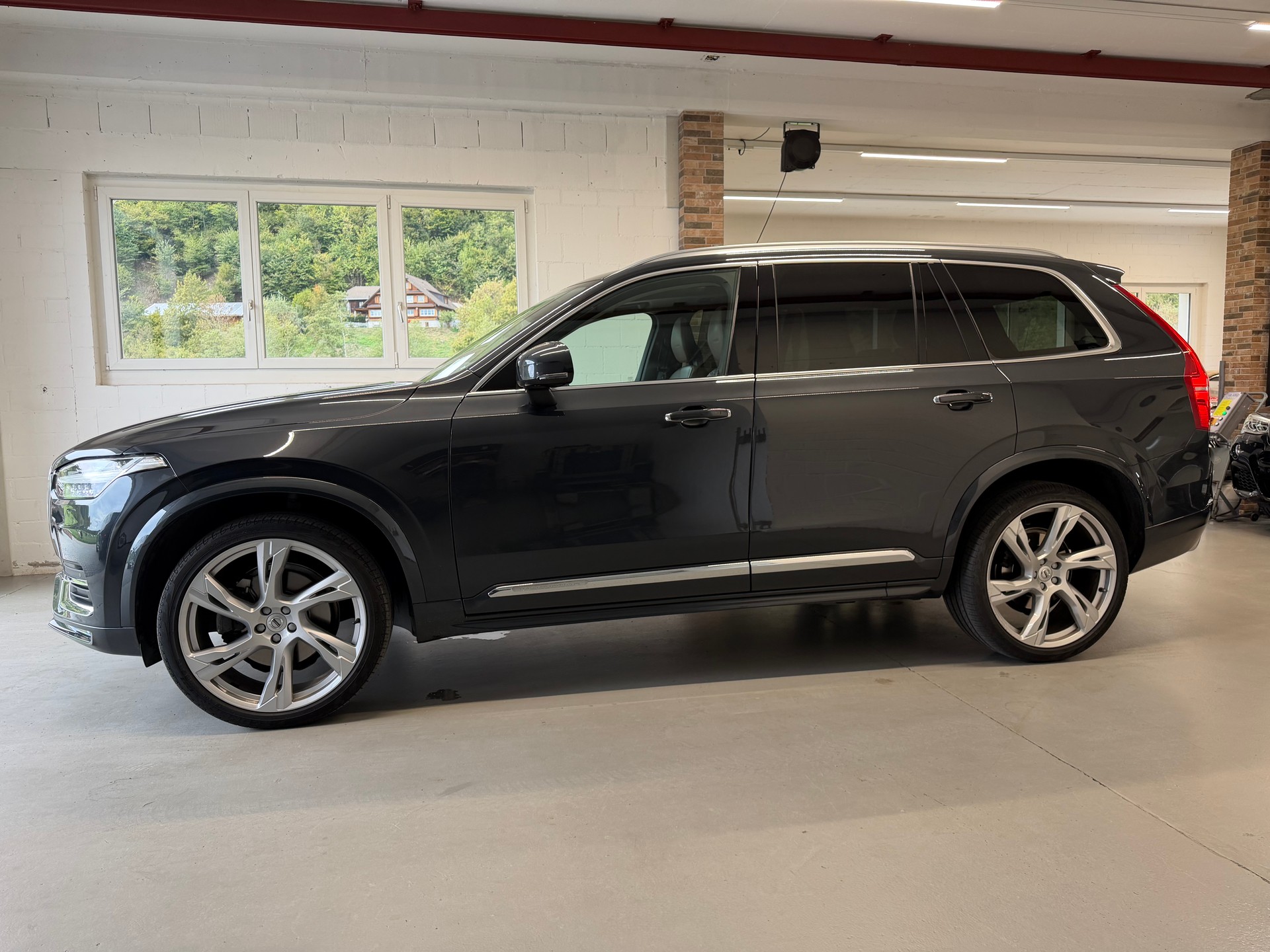 VOLVO XC90 B5 Diesel Mild Hybrid AWD Inscription Geartronic-image-2