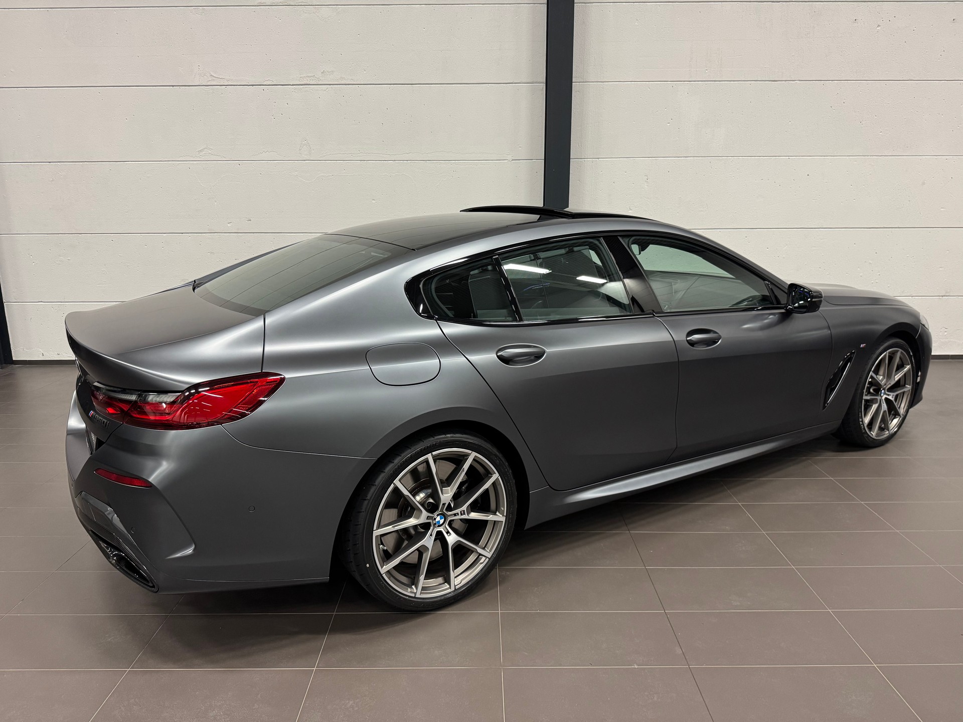 BMW M850i xDrive Steptronic NEUPREIS 196`930.- CHF-image-11