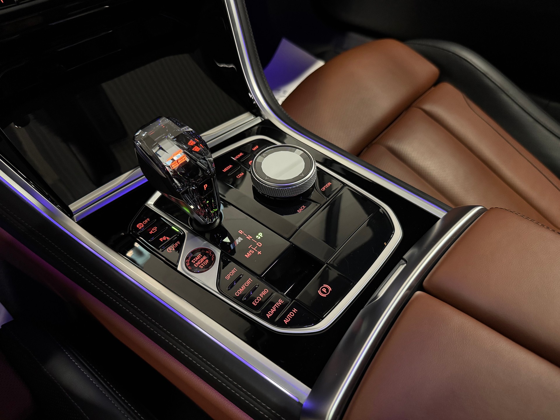 BMW M850i xDrive Steptronic NEUPREIS 196`930.- CHF-image-27