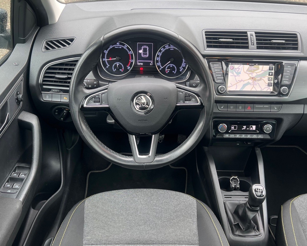 SKODA Fabia Combi 1.0 TSI Soleil-image-9