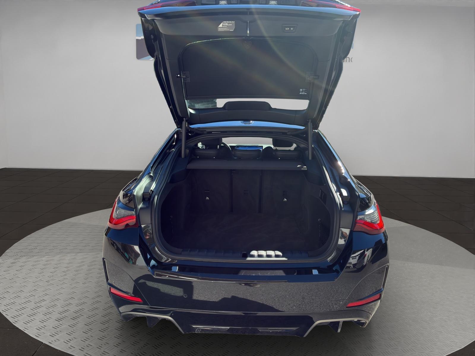 BMW i4 G26 Limousine M50-image-16
