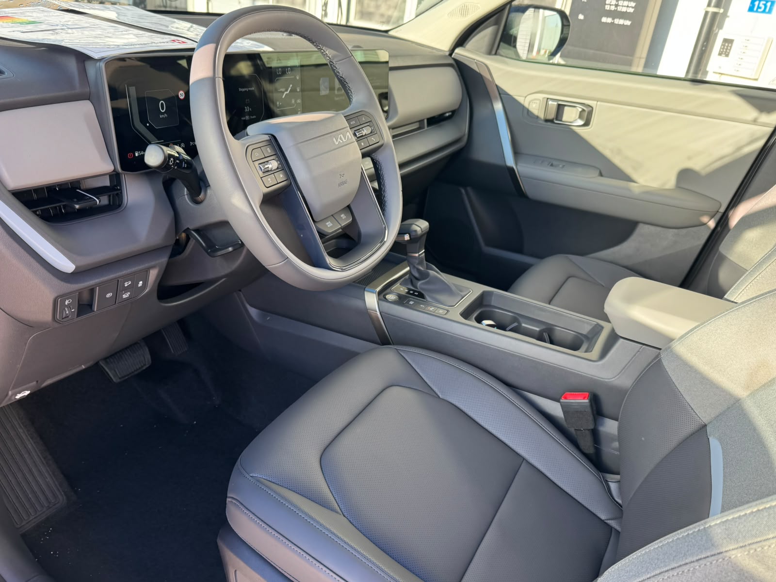 KIA Seltos 1.6 T-GDi Style-image-4
