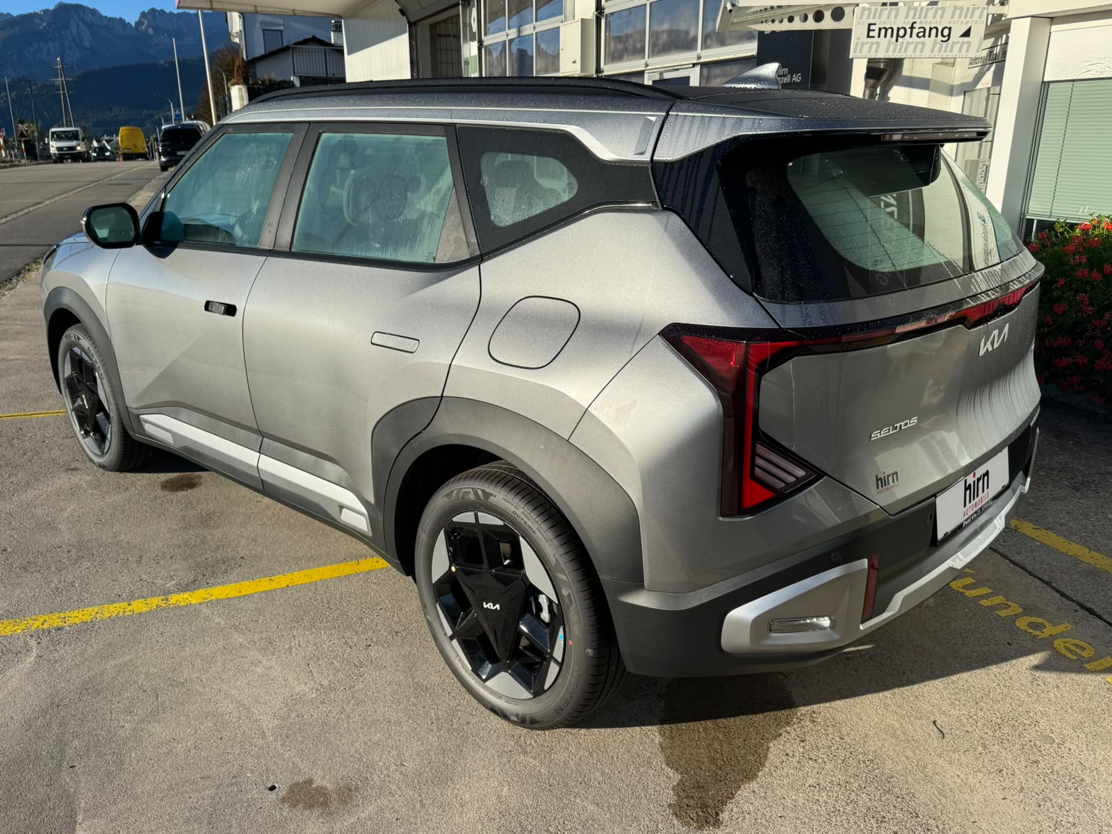KIA Seltos 1.6 T-GDi Style-image-3