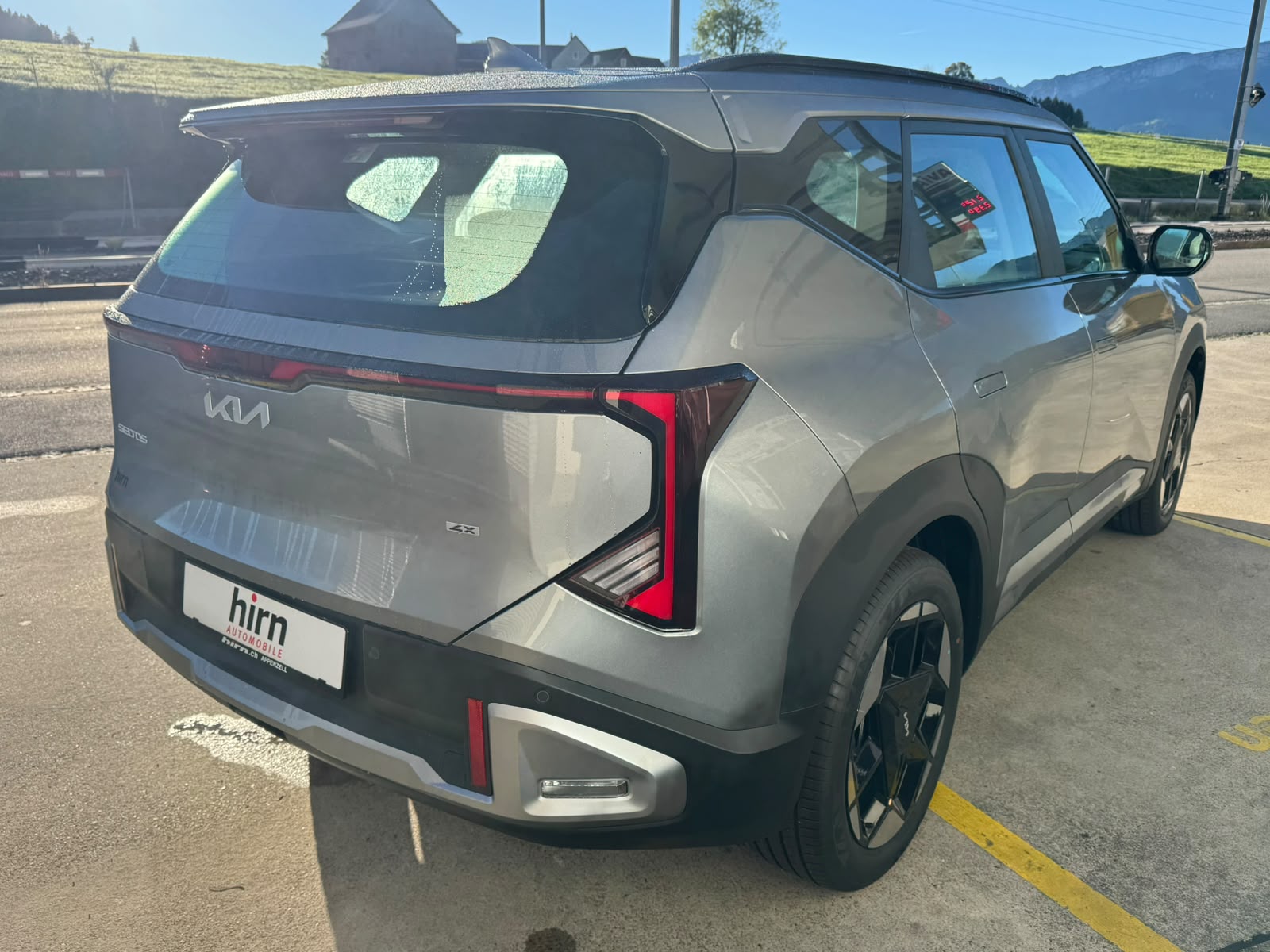 KIA Seltos 1.6 T-GDi Style-image-2