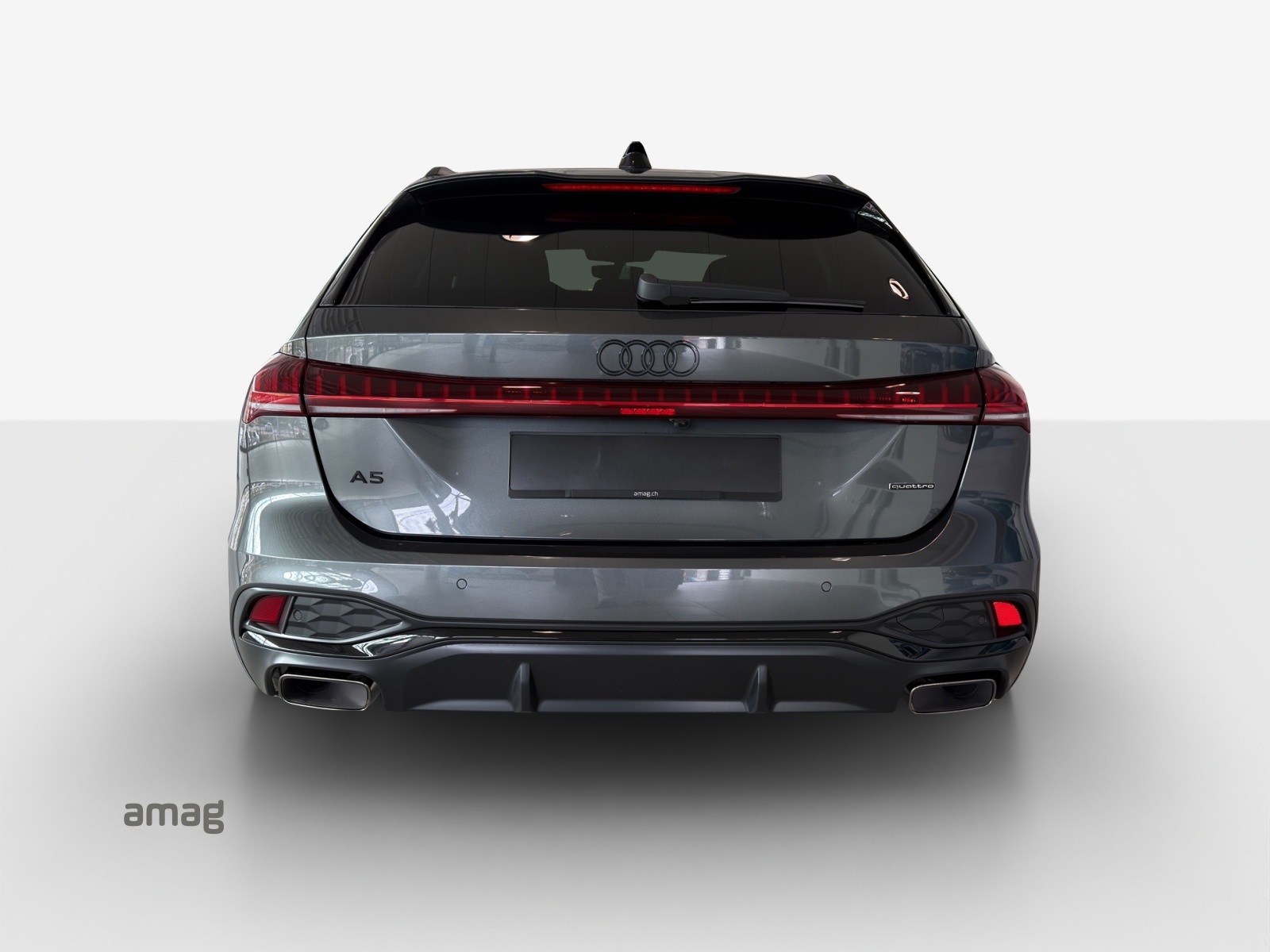 AUDI A5 Avant e-hybrid quattro 270 kW S tronic-image-2