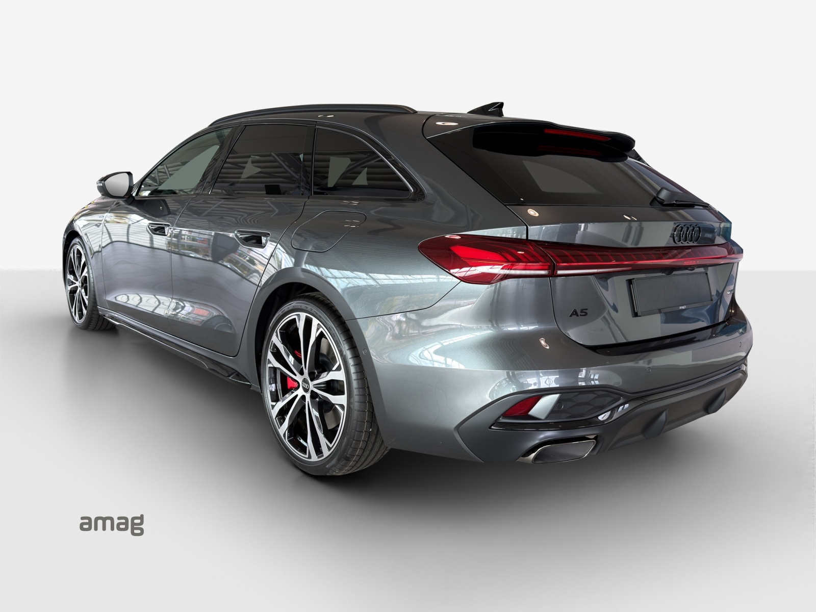 AUDI A5 Avant e-hybrid quattro 270 kW S tronic-image-1