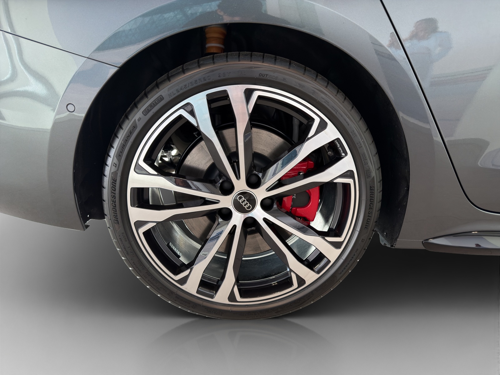 AUDI A5 Avant e-hybrid quattro 270 kW S tronic-image-12