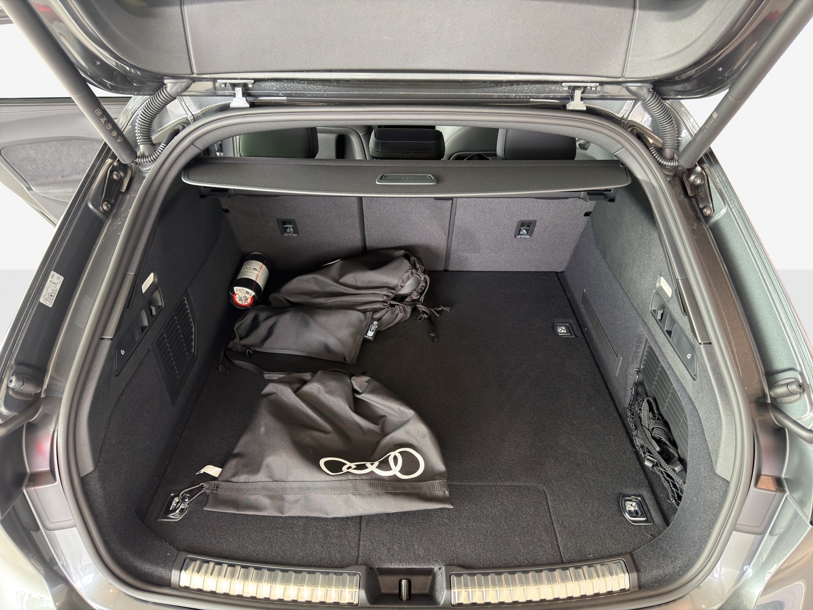AUDI A5 Avant e-hybrid quattro 270 kW S tronic-image-11