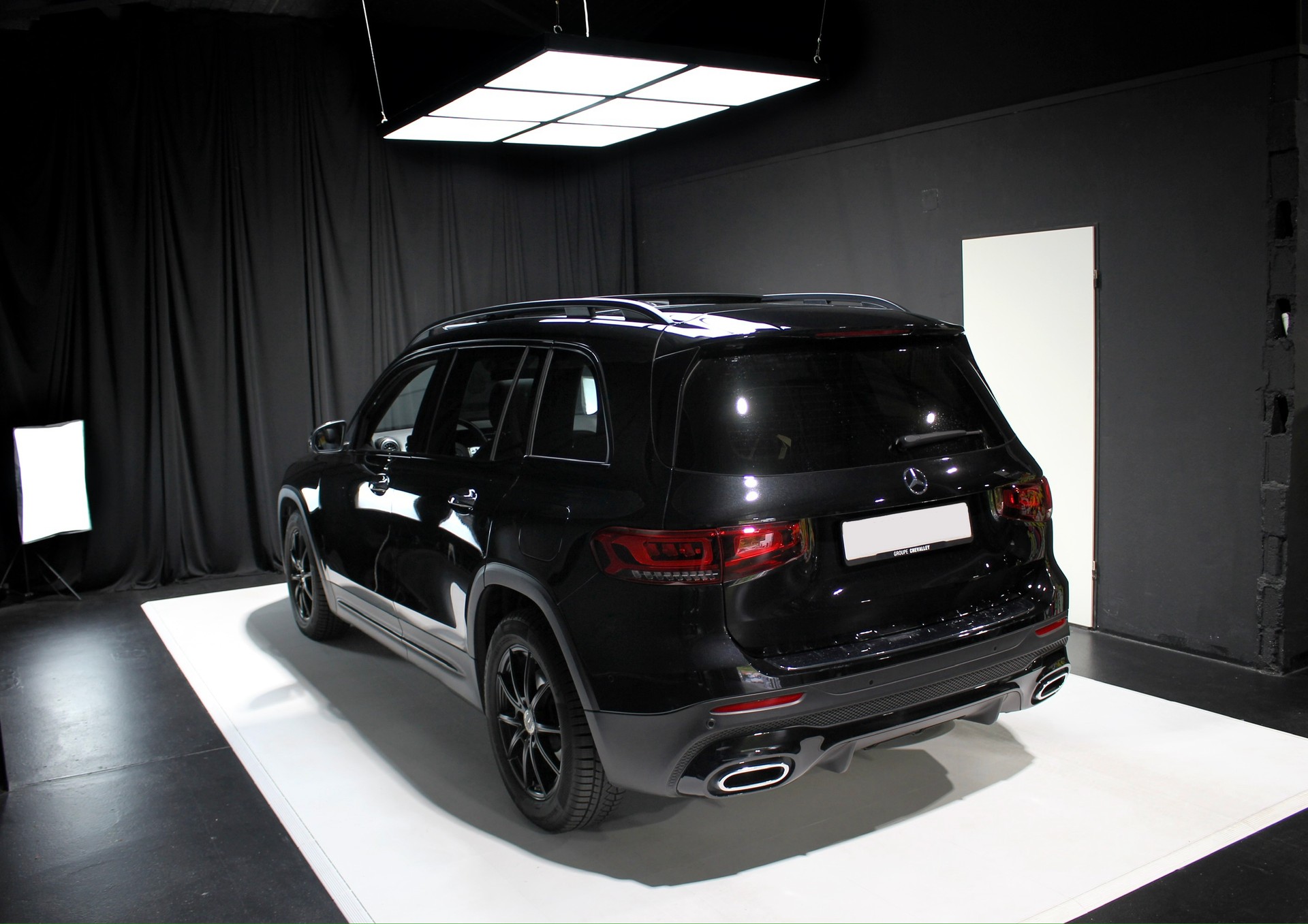 MERCEDES-BENZ GLB 250 4Matic AMG Line 8G-Tronic-image-7