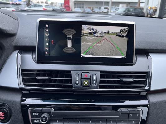 BMW 218d xDrive Gran Tourer-image-10