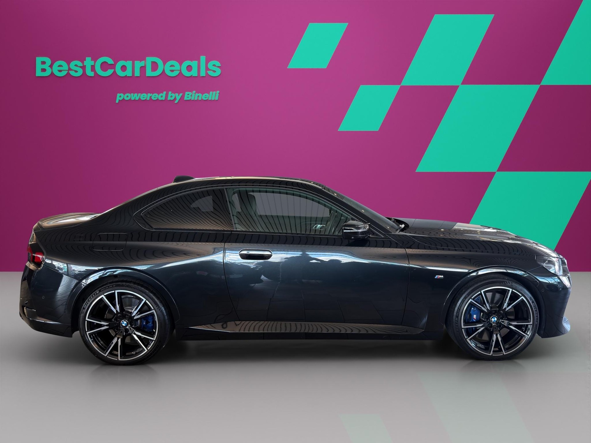 BMW M240i xDrive-image-1