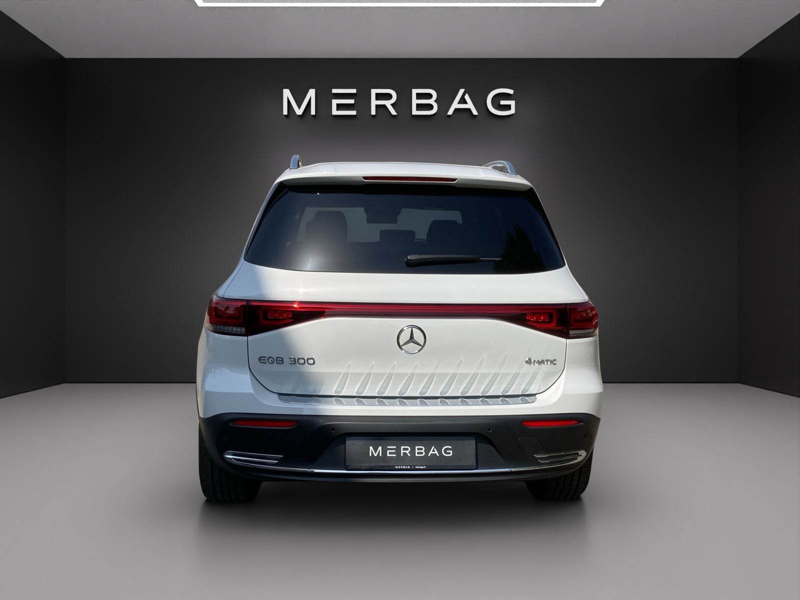 MERCEDES-BENZ EQB 300 4Matic Swiss Star-image-3