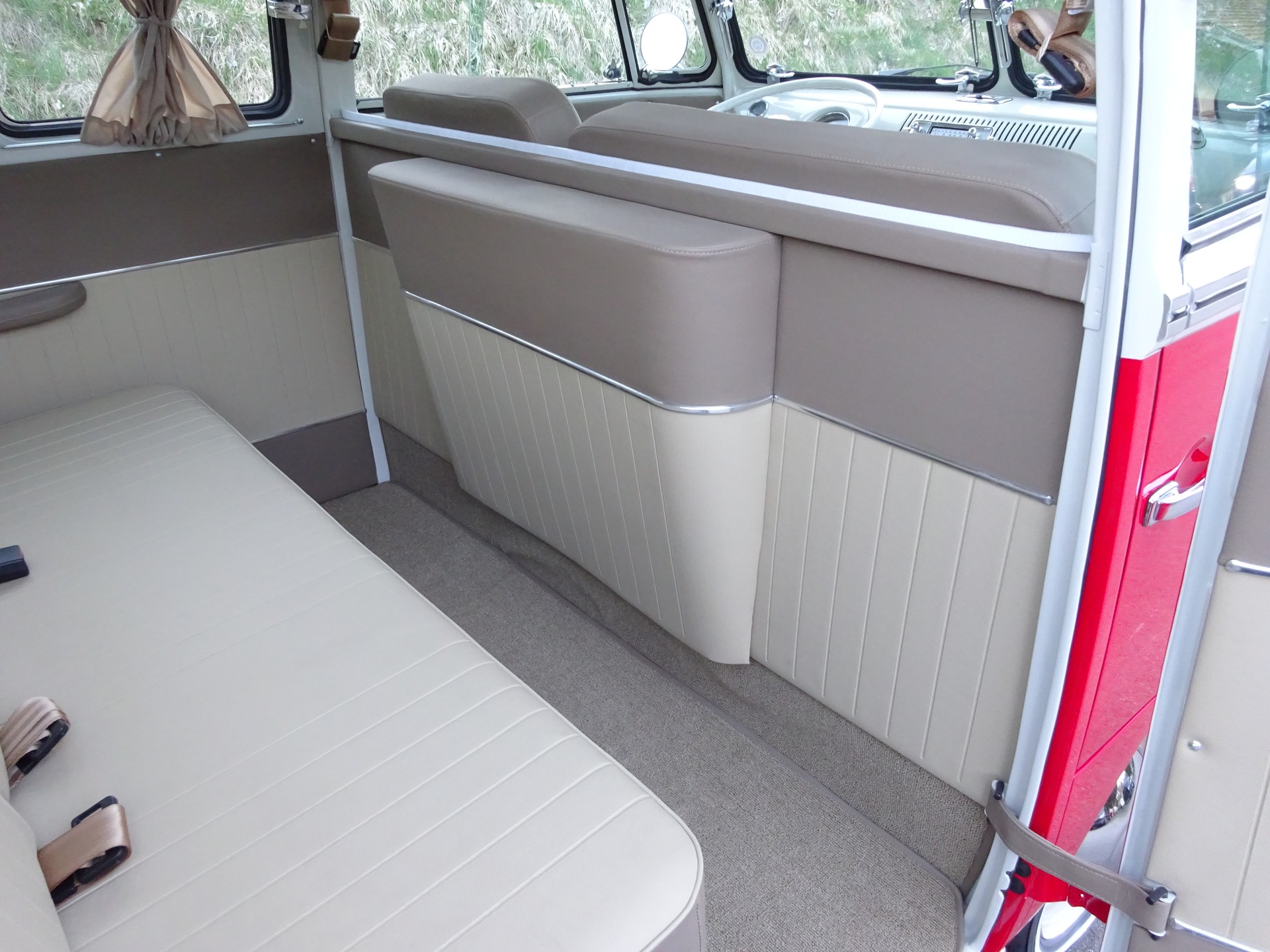 VW T1 Bulli Samba Camper-image-3