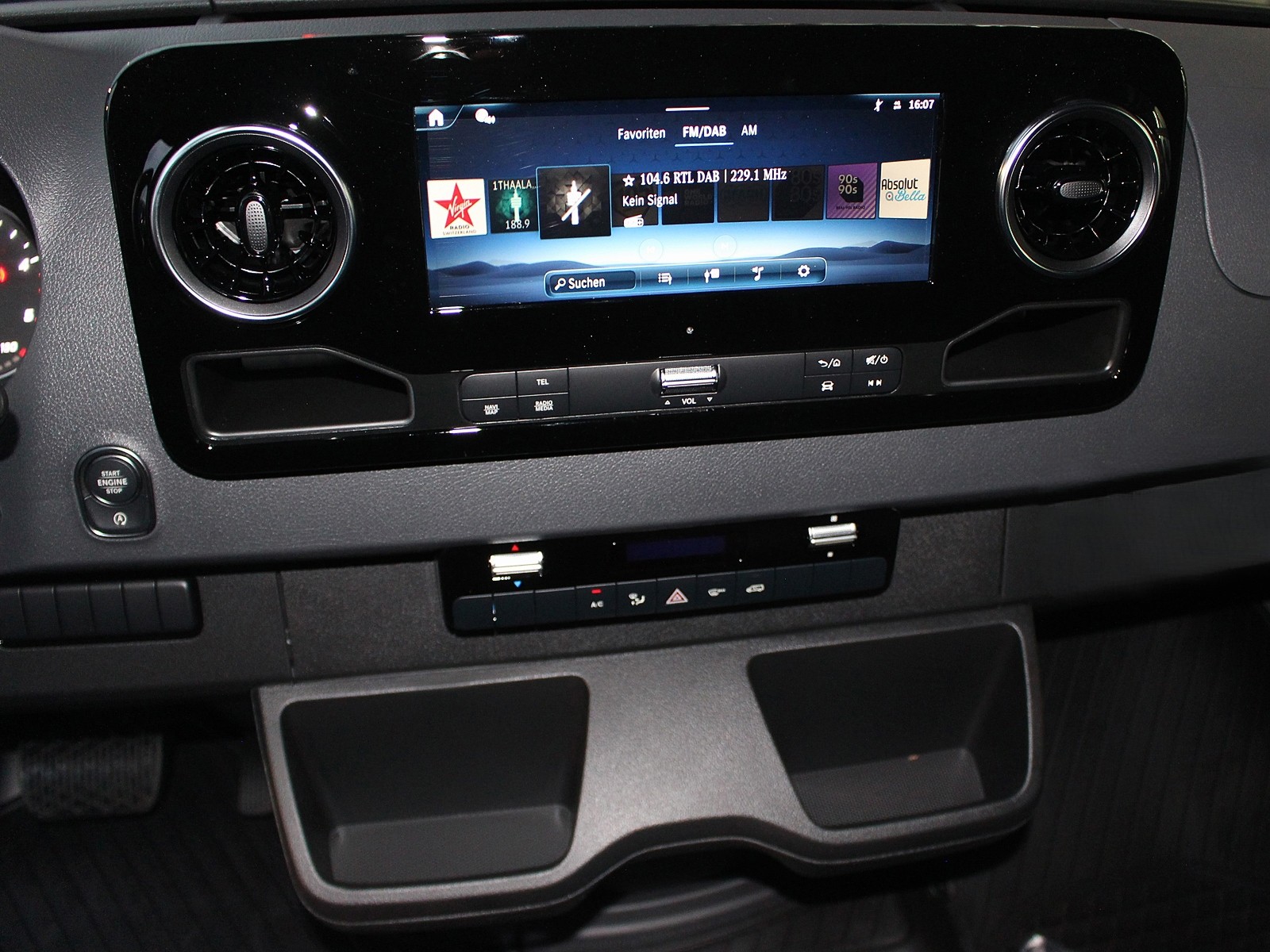 MERCEDES-BENZ Sprinter 319 CDI Pro CH 3665 S-image-6