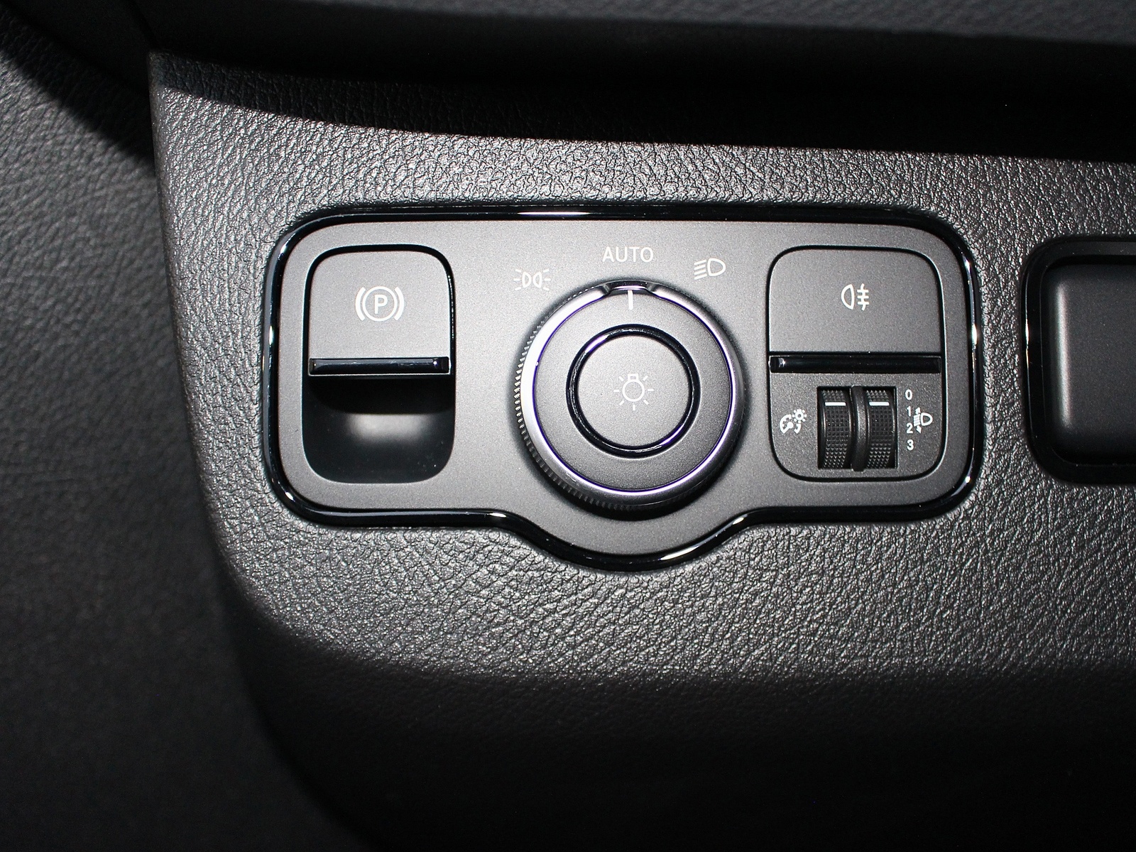 MERCEDES-BENZ Sprinter 319 CDI Pro CH 3665 S-image-8