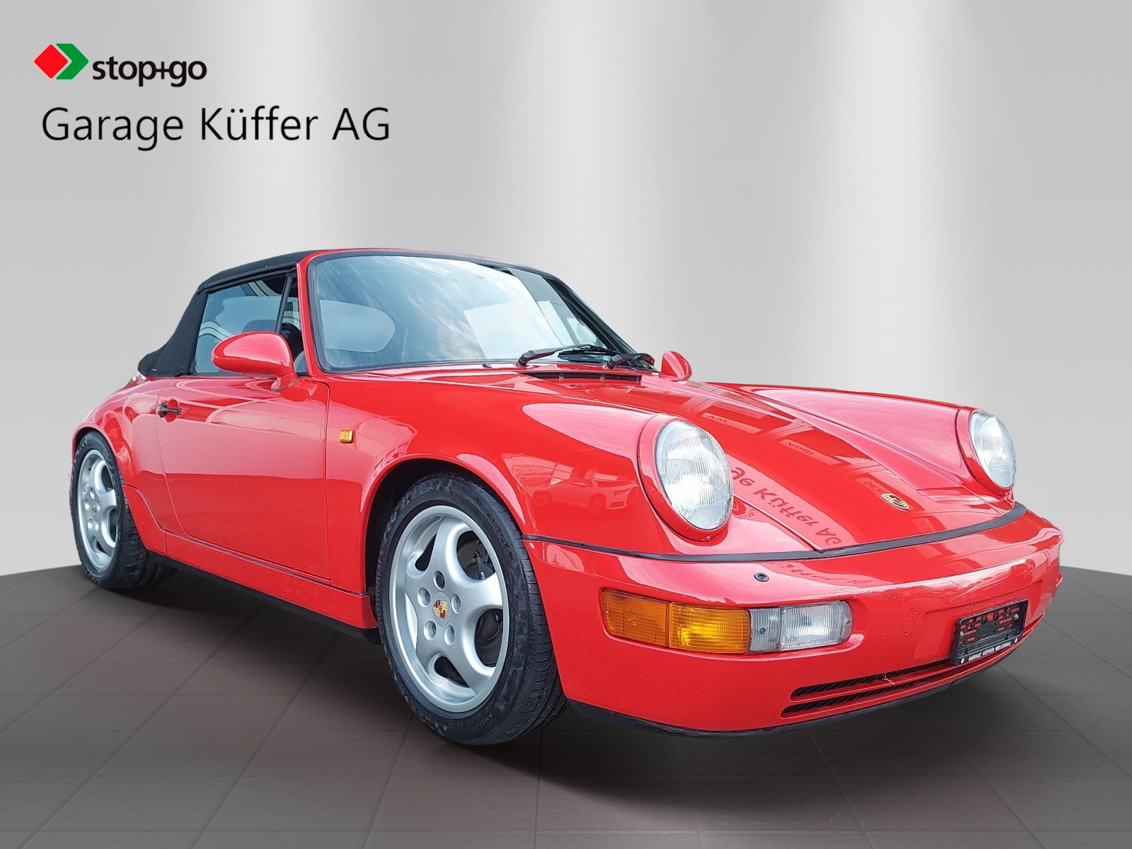 PORSCHE 911 Carrera 4 Cabrio-image-2