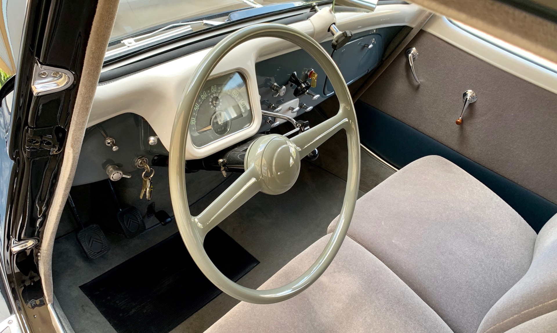 CITROEN Traction 15/6H 1954-image-5