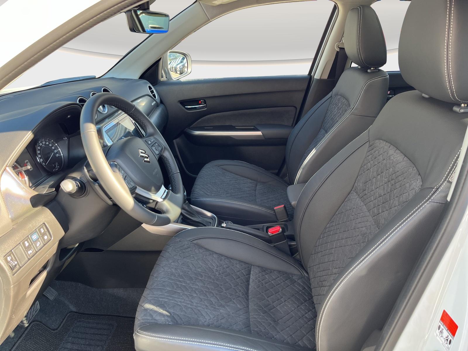 SUZUKI Vitara 1.5 Compact Top Hybrid 4x4-image-9