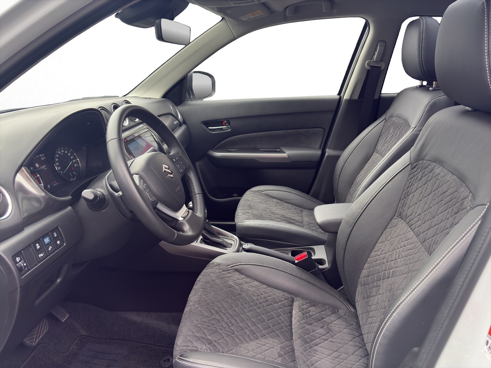 SUZUKI Vitara 1.5 Compact Top Hybrid 4x4-image-9