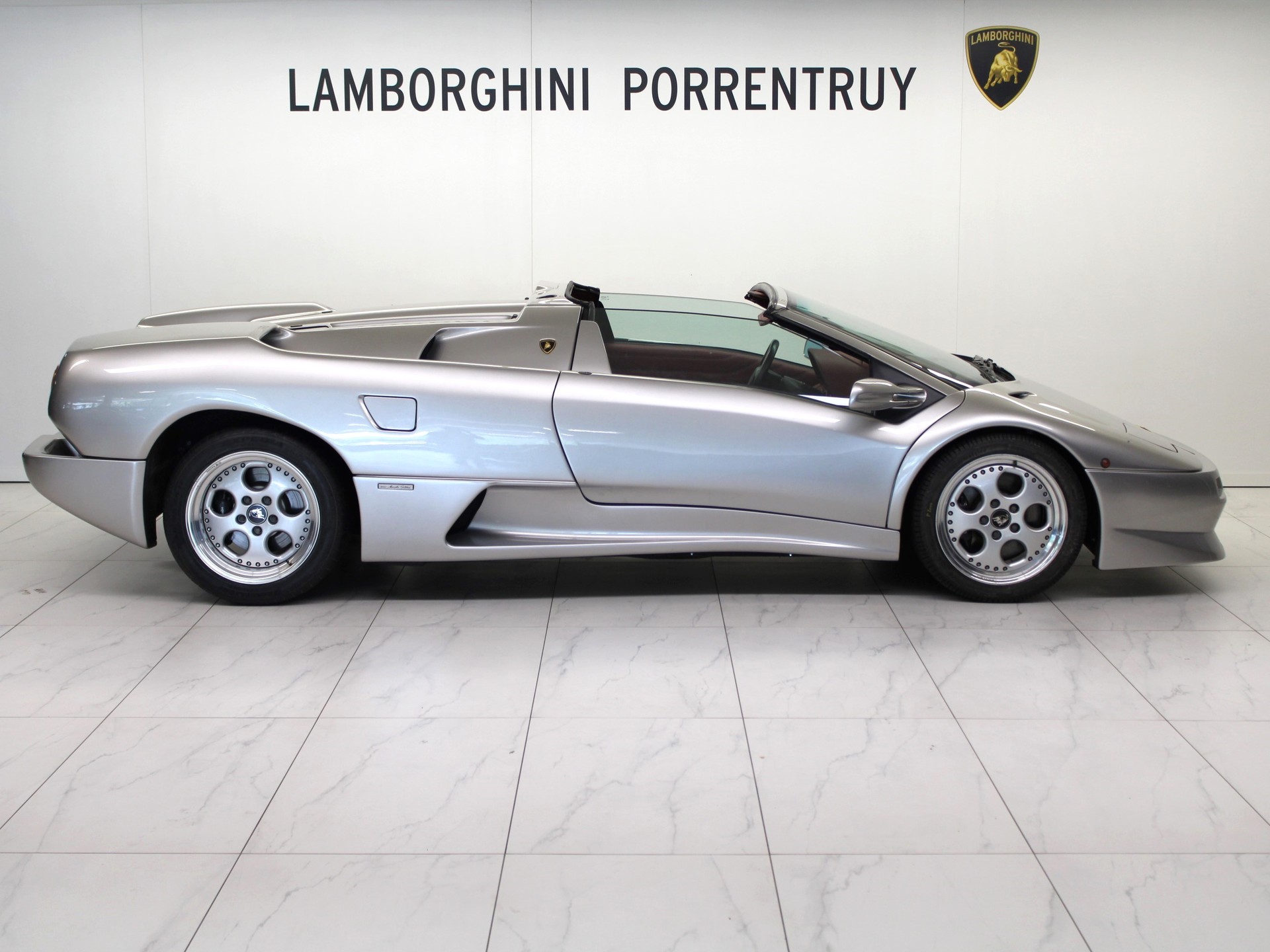 LAMBORGHINI Diablo 5.7 VT Roadster-image-1