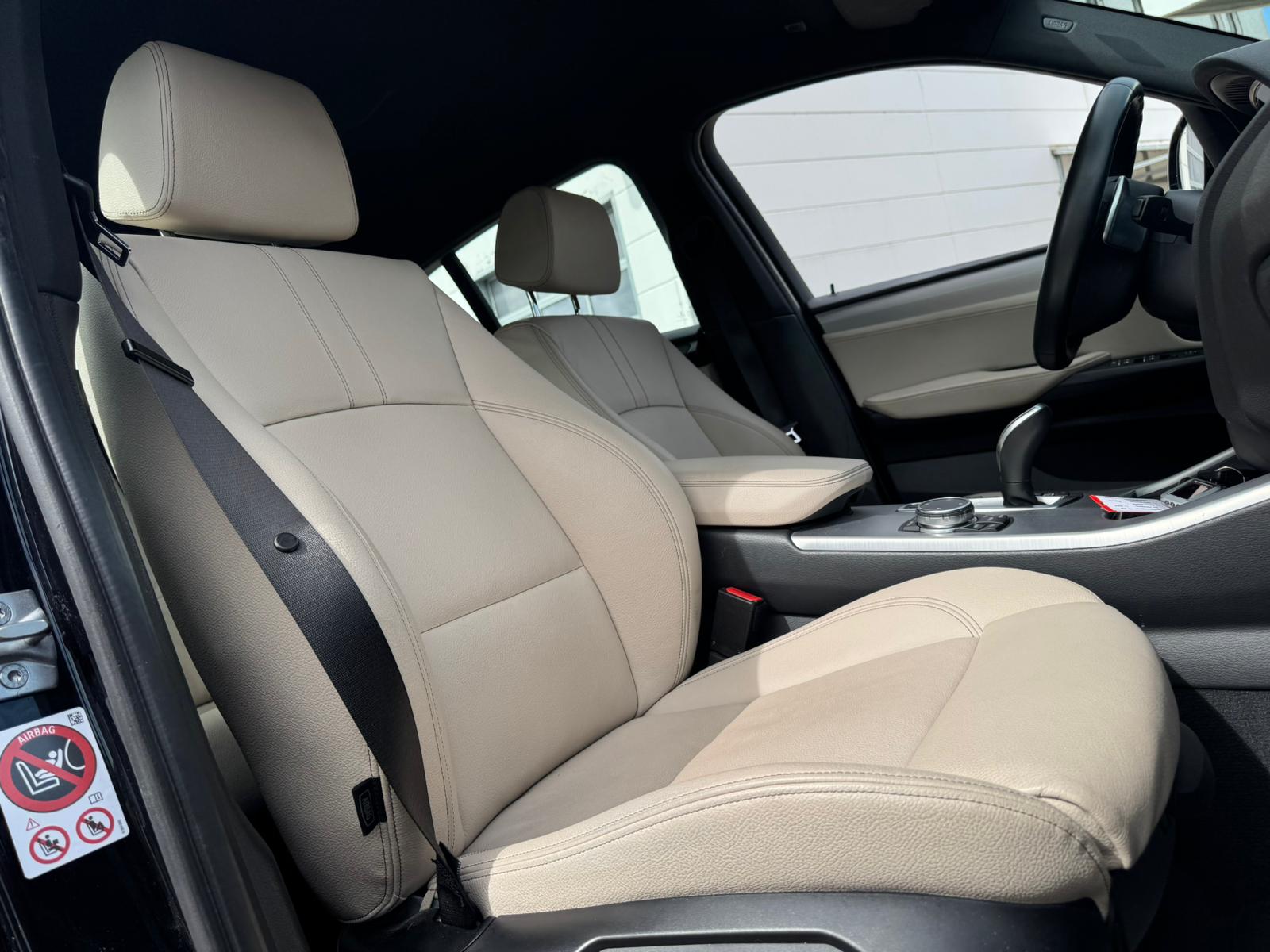 BMW X4 xDrive 35i Steptronic-image-11