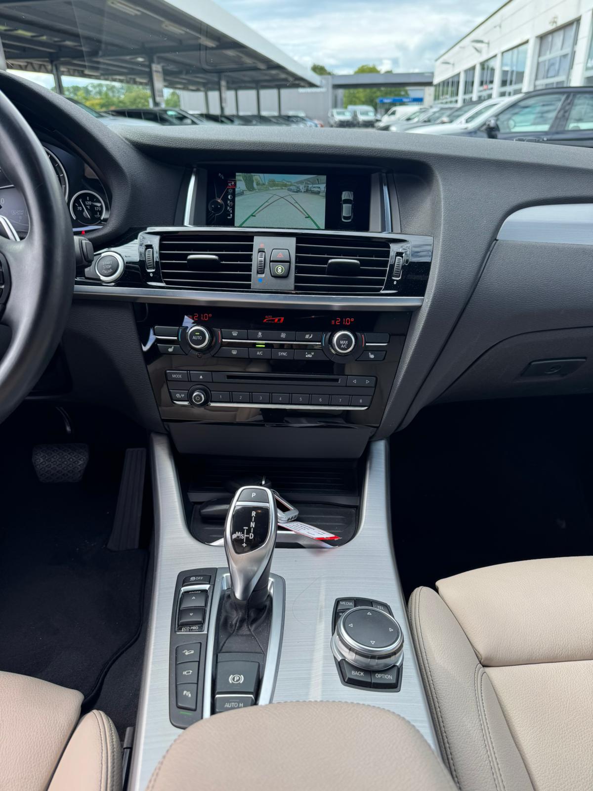 BMW X4 xDrive 35i Steptronic-image-15